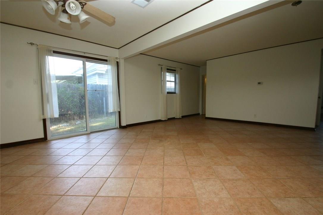 6702 Isabelle Dr Property Photo 7