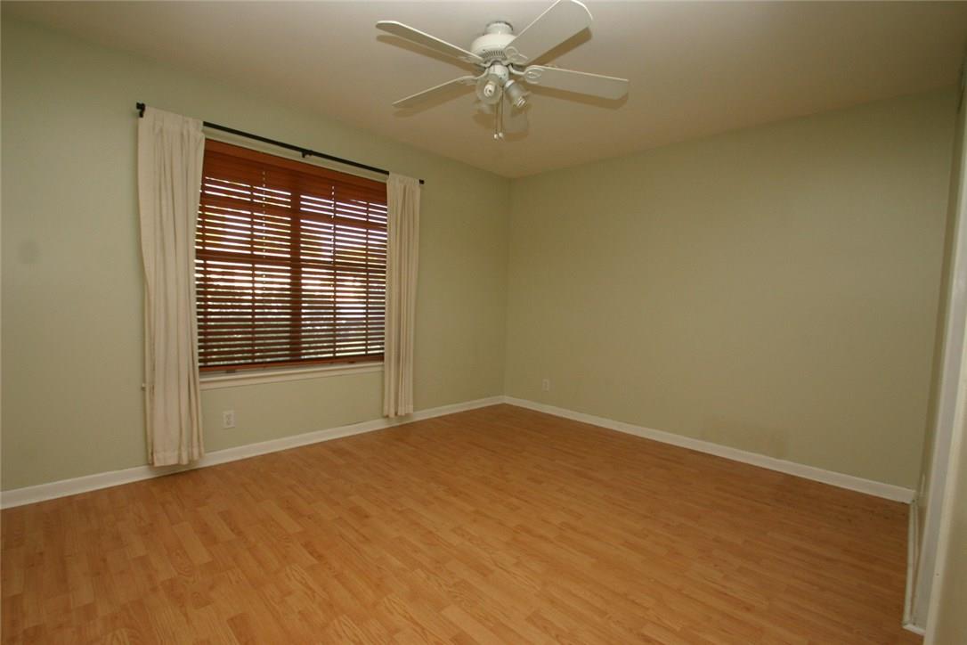 6702 Isabelle Dr Property Photo 9