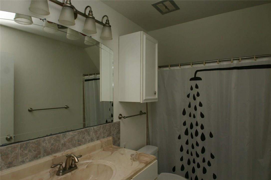 6702 Isabelle Dr Property Photo 11