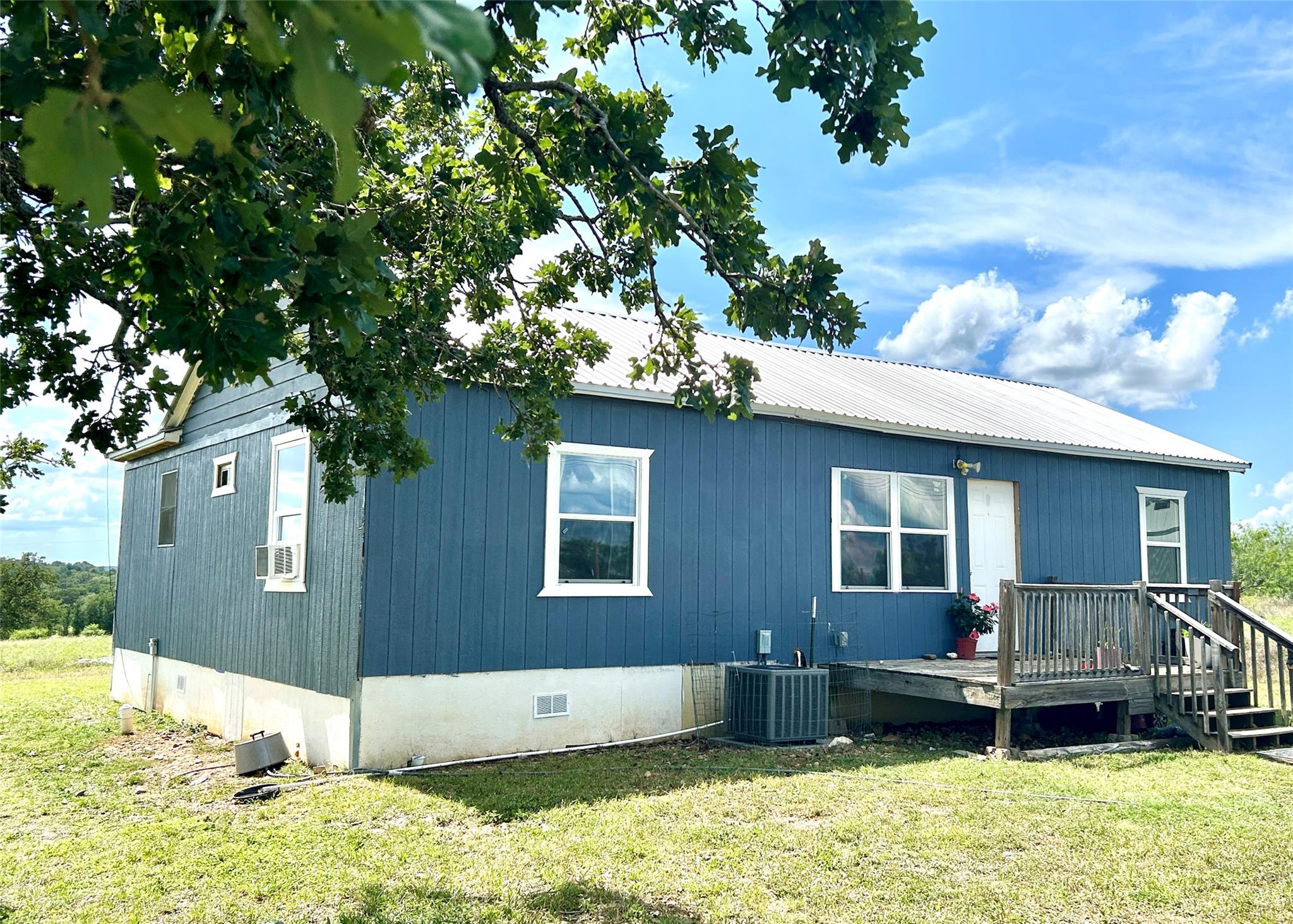 136 Fm 2239 Rd Property Photo 4