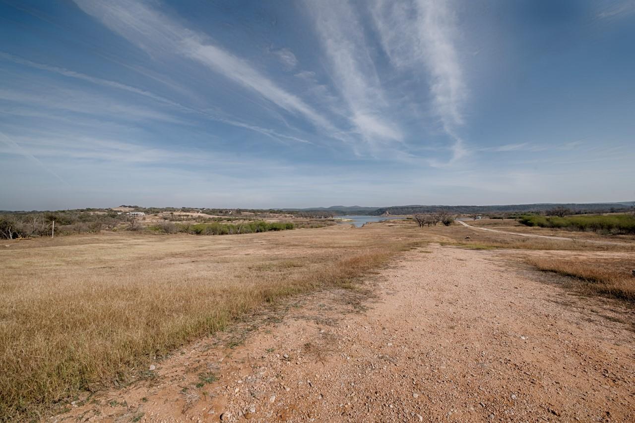 421 Chimney Cove Dr Property Photo 29