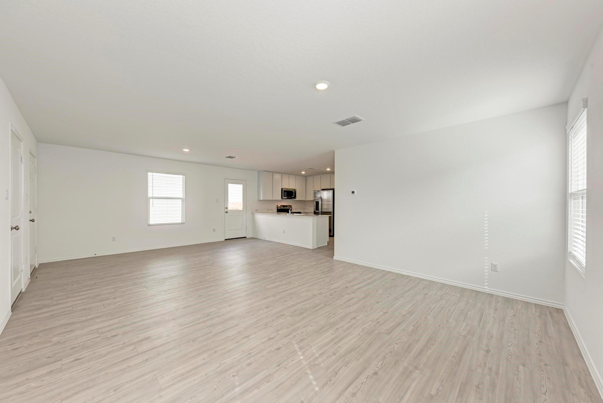 313 Marty Allen Loop Property Photo 9
