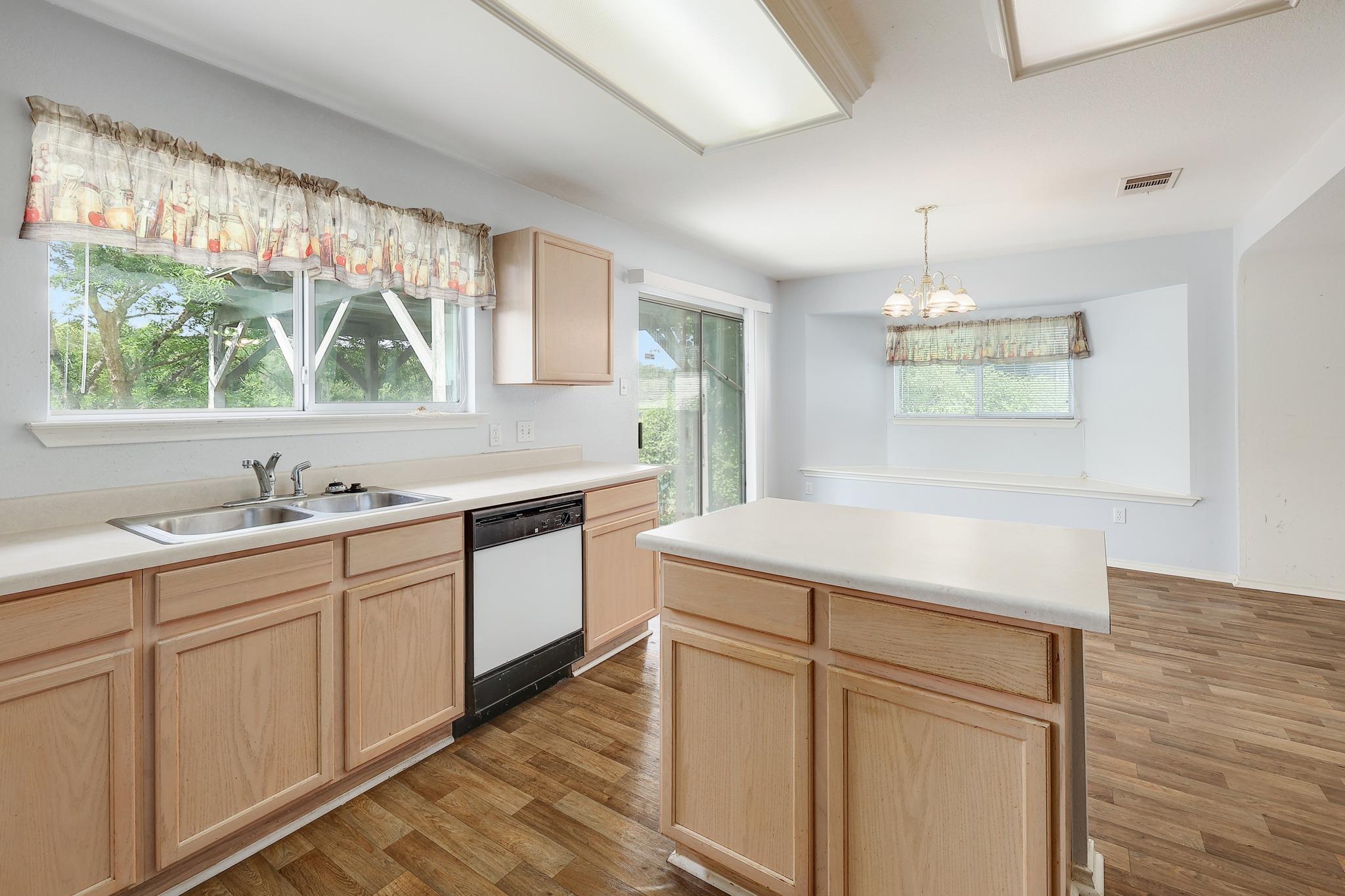 1621 Apollo Cir Property Photo 14
