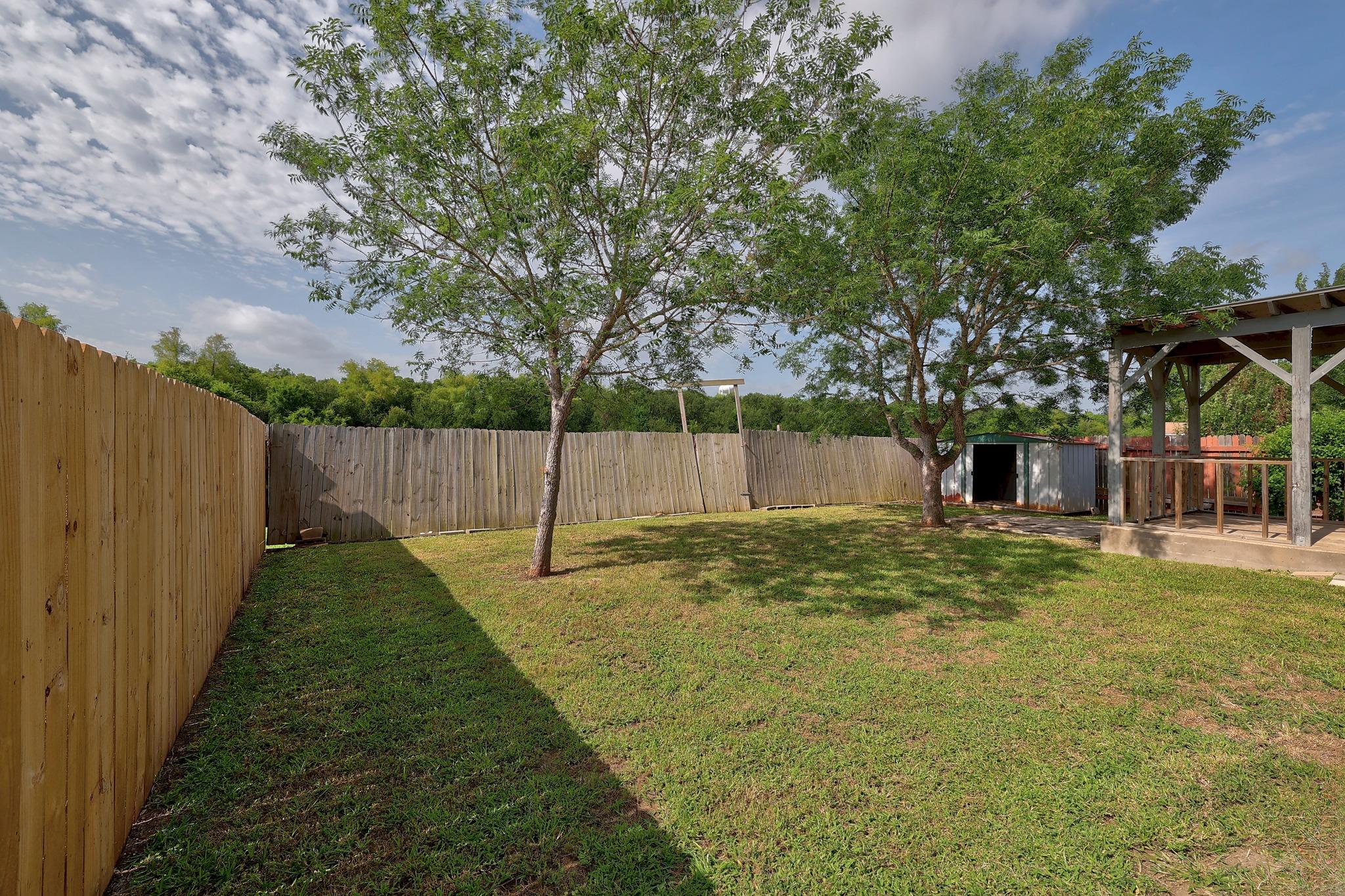 1621 Apollo Cir Property Photo 24