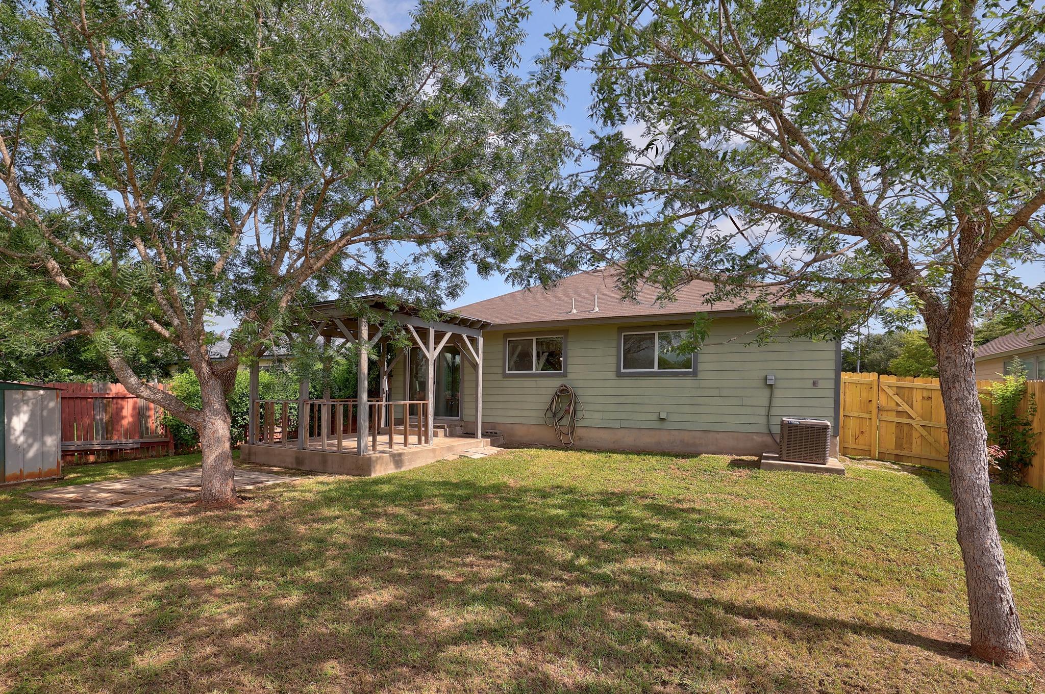 1621 Apollo Cir Property Photo 26