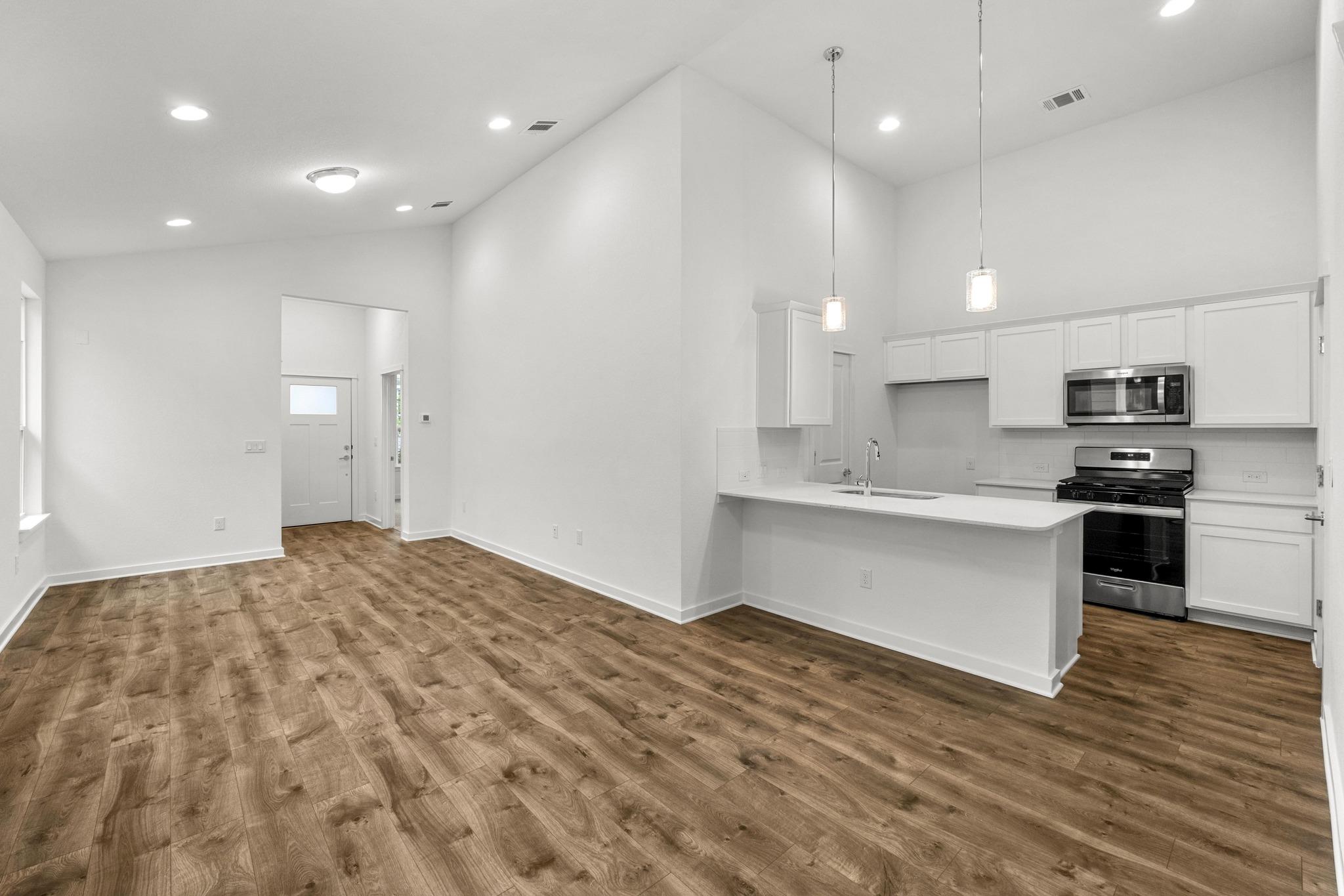 501 Orleanian Dr #a Property Photo 12