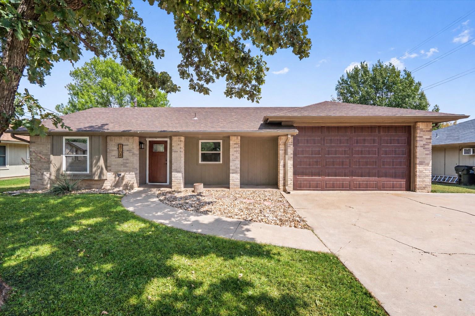 1705 Golden Vista Dr Property Photo 1