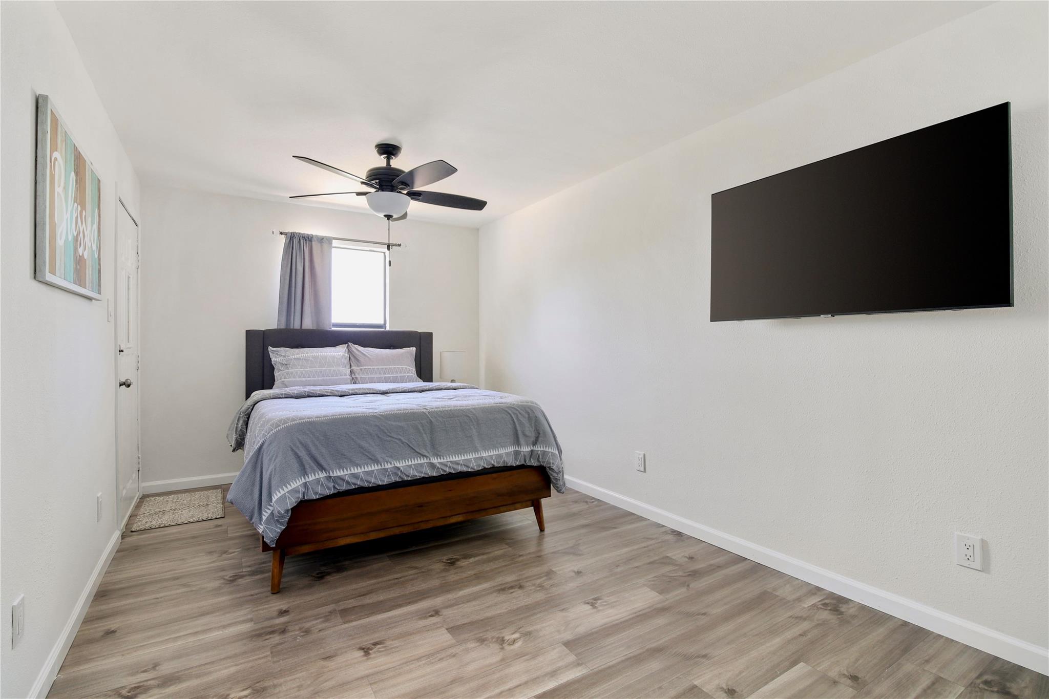 16206 Parkview Dr Property Photo 4