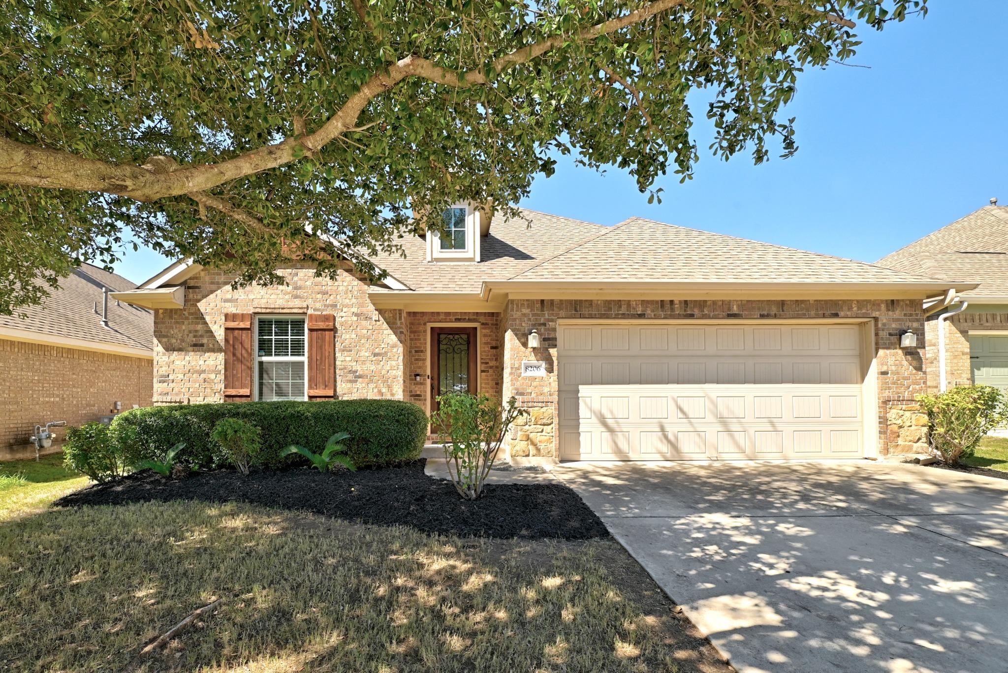 8206 Arezzo Dr Property Photo 1