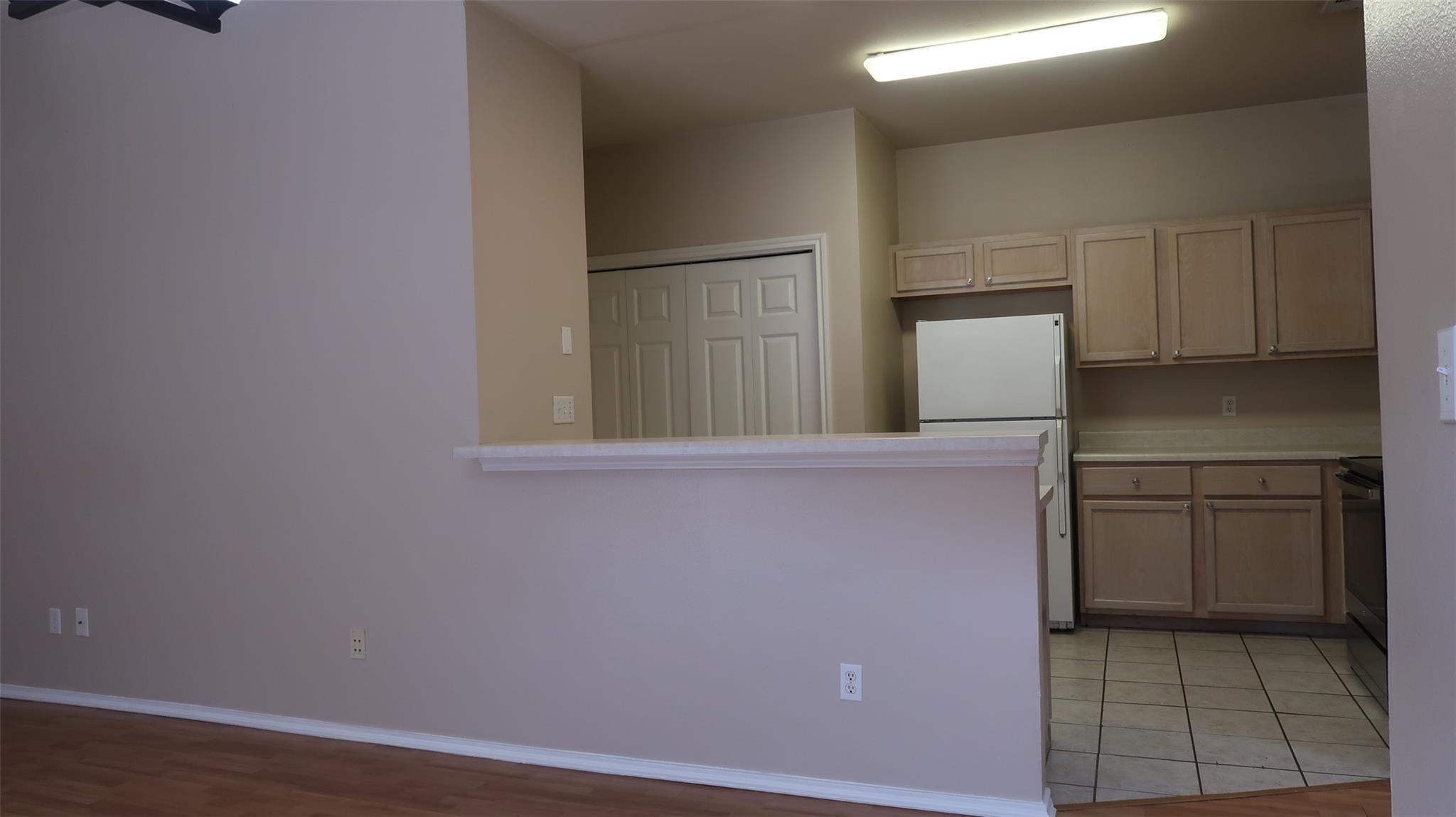 8712 Weiser Dr #b Property Photo 5