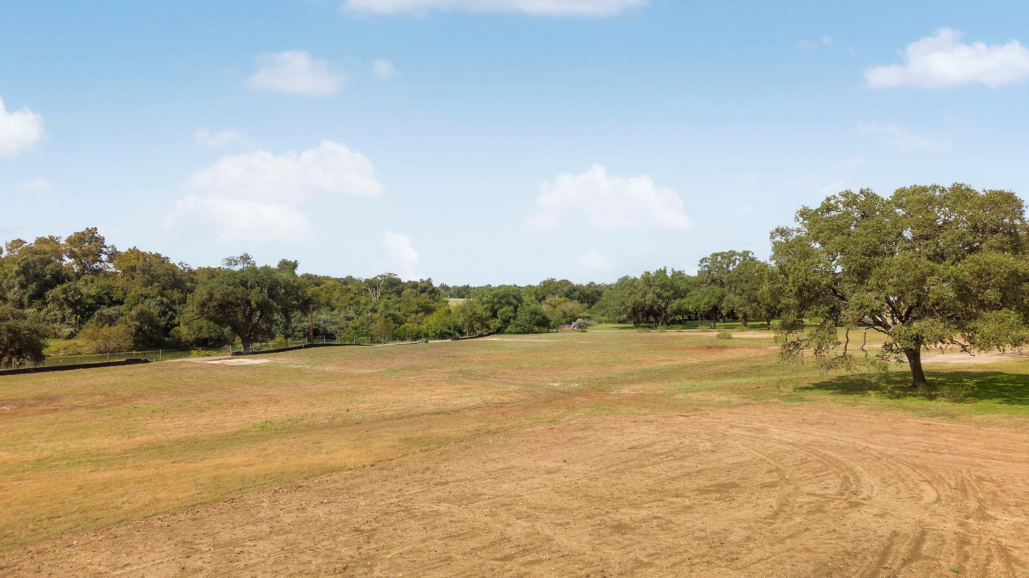 1426 River Run Property Photo 9