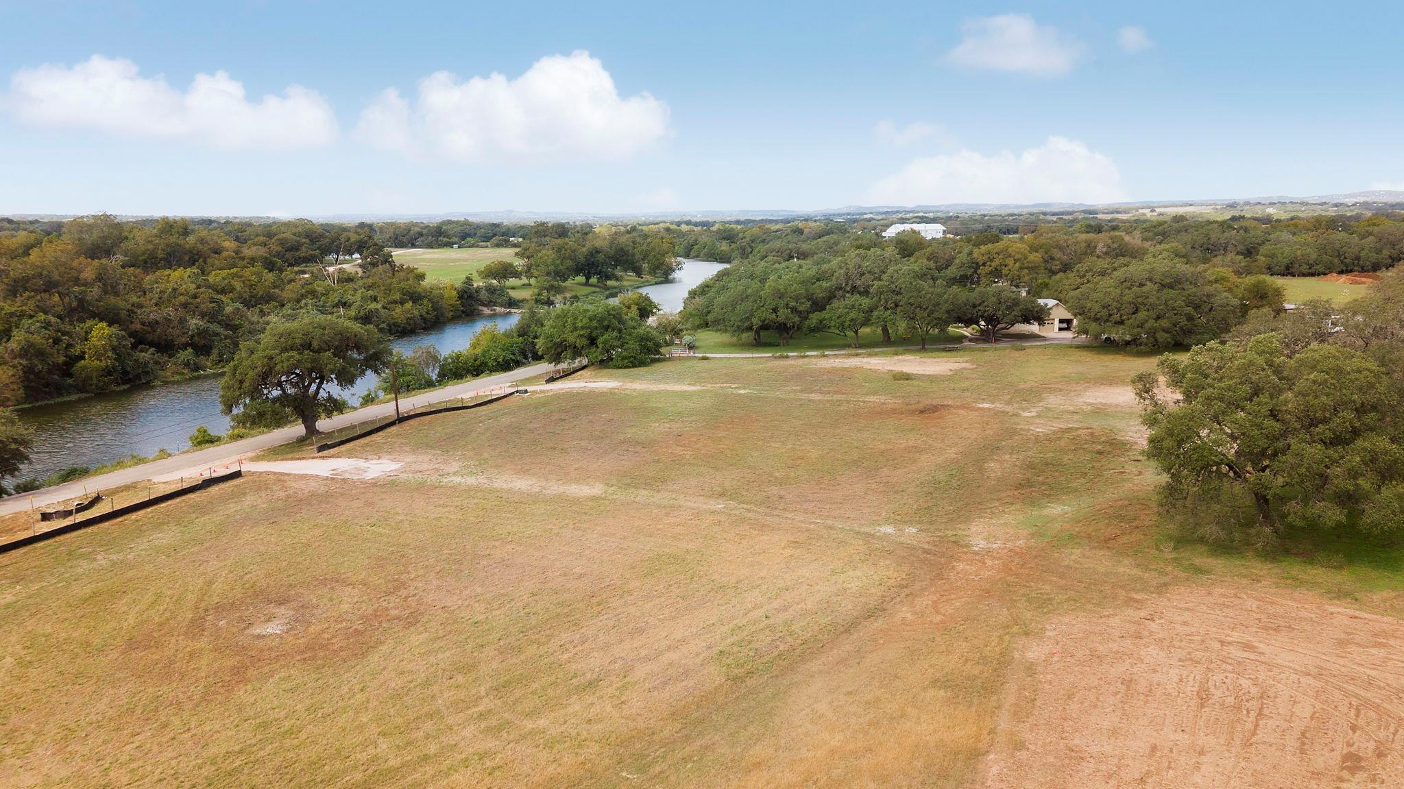 1426 River Run Property Photo 10