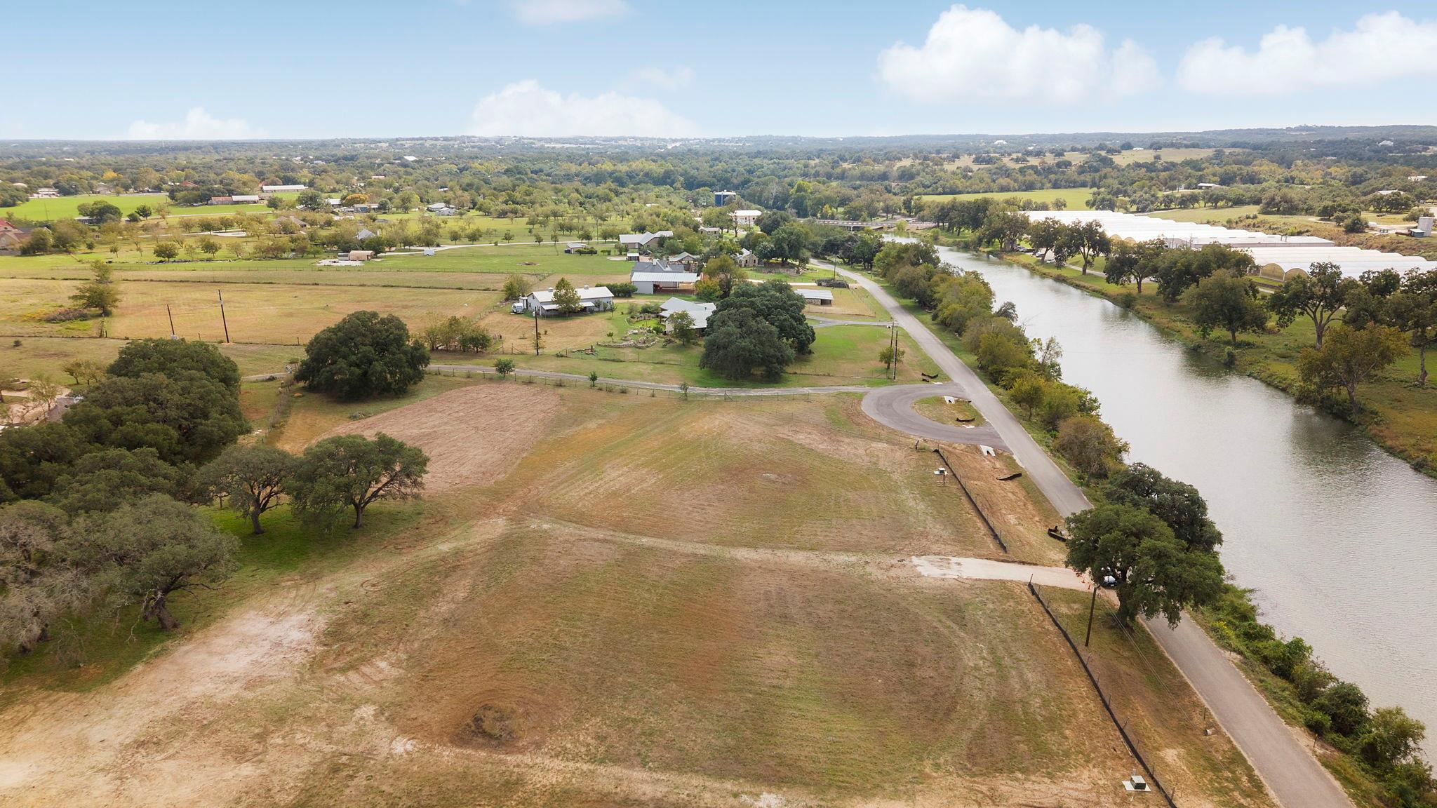 1426 River Run Property Photo 14
