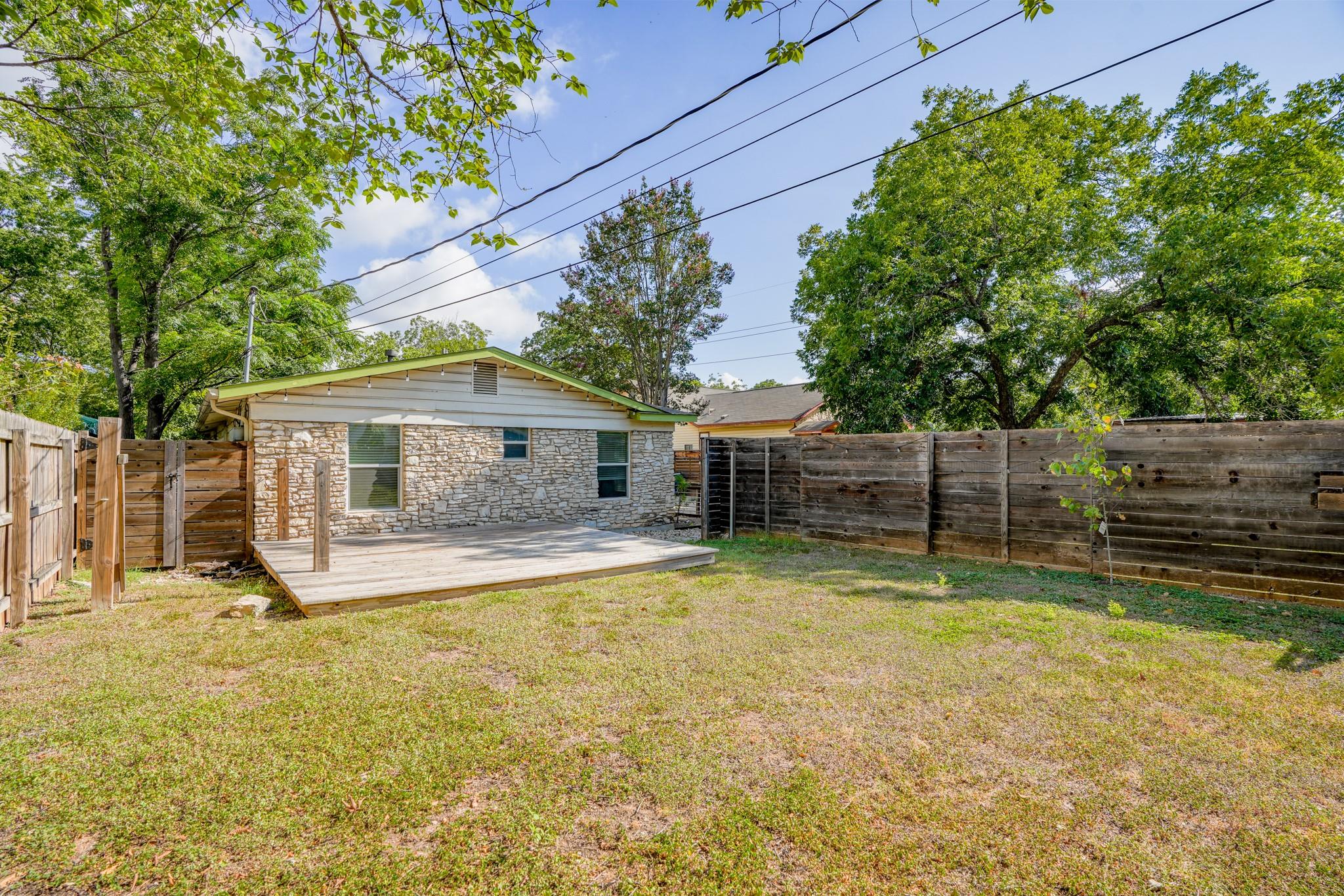 1705 E 14th St #b Property Photo 20