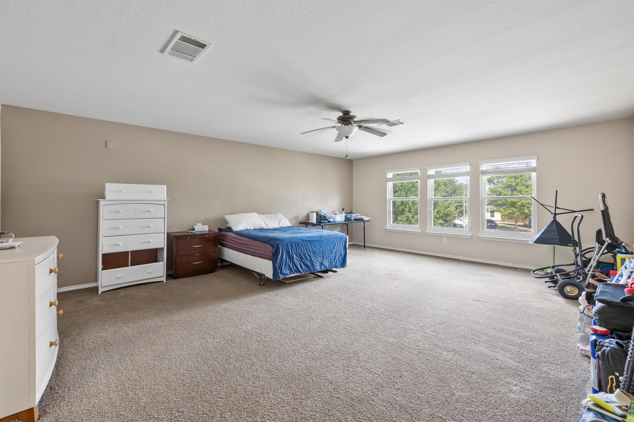 311 Crossland Cv Property Photo 16