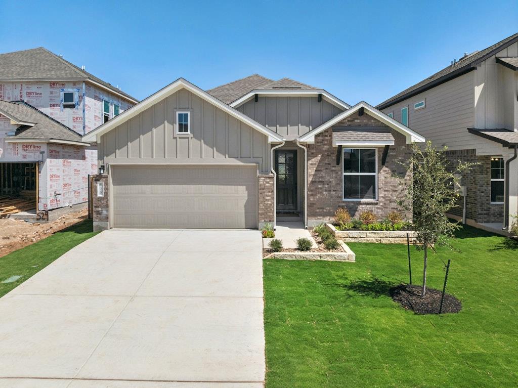 520 Palatino Bnd Property Photo 1