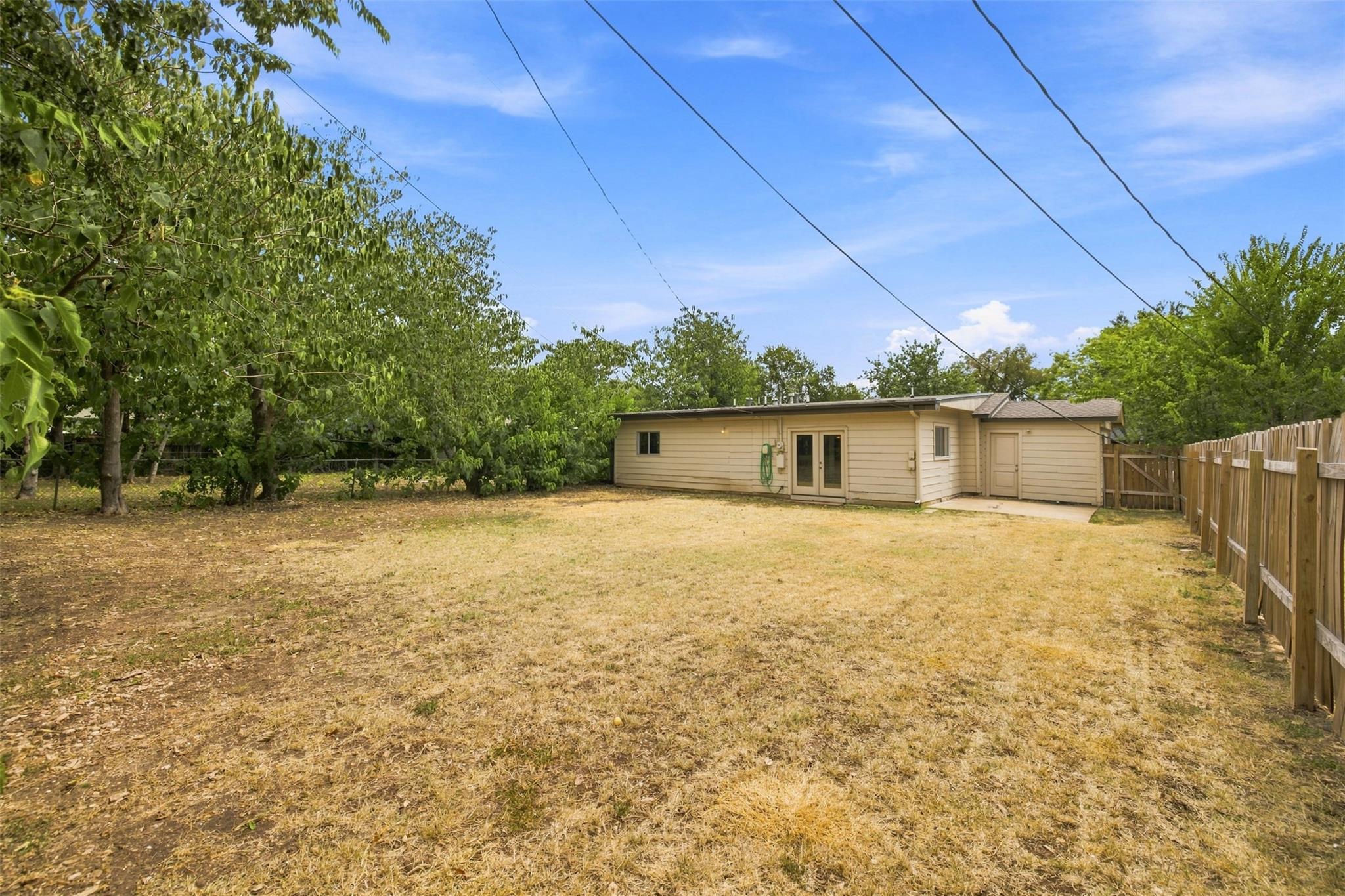 4908 Gladeview Dr Property Photo 8