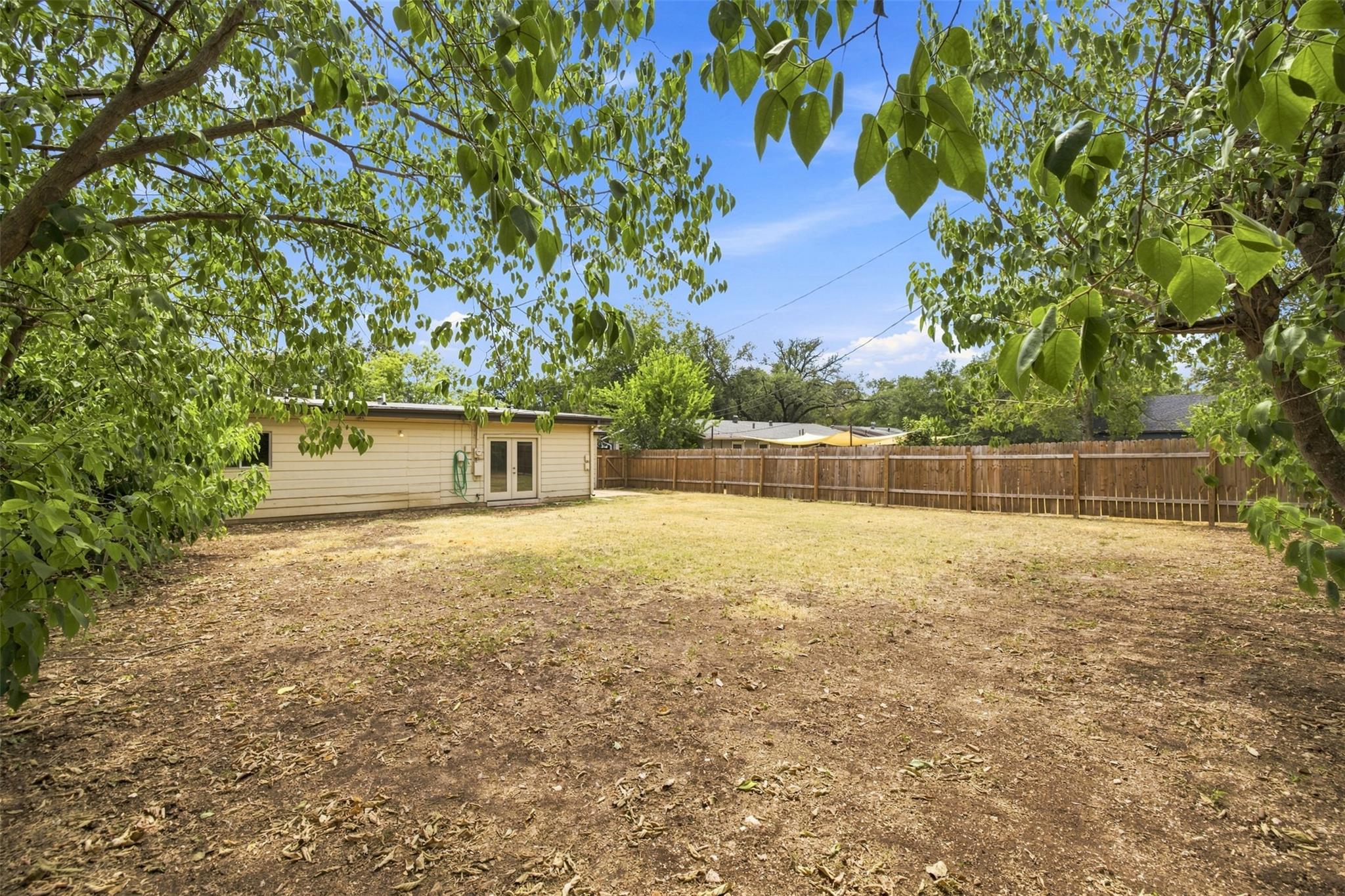 4908 Gladeview Dr Property Photo 13