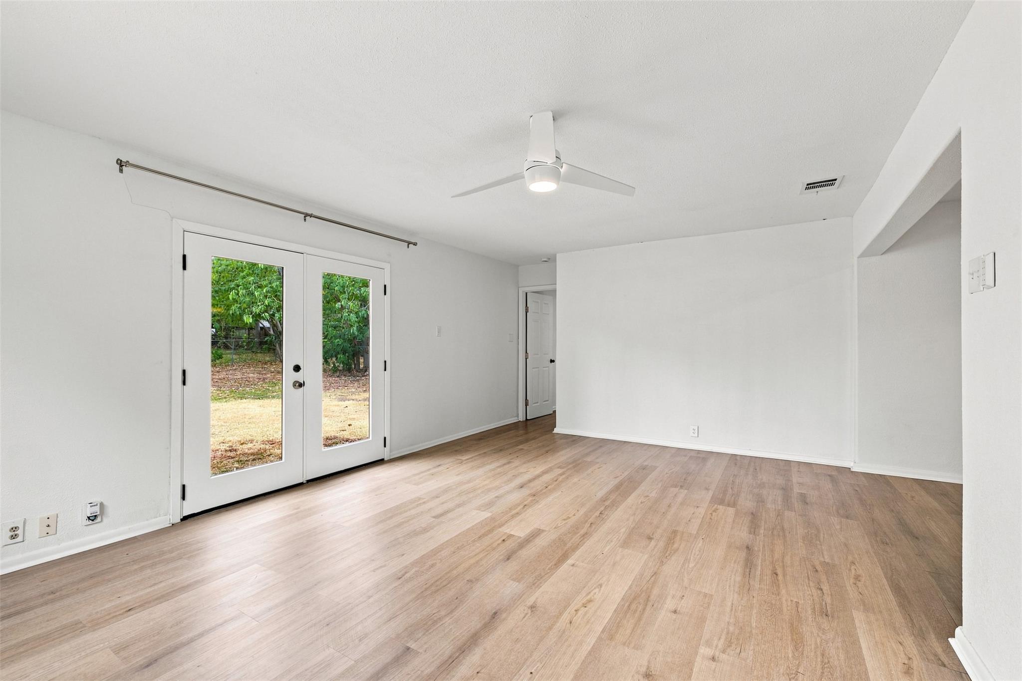 4908 Gladeview Dr Property Photo 21