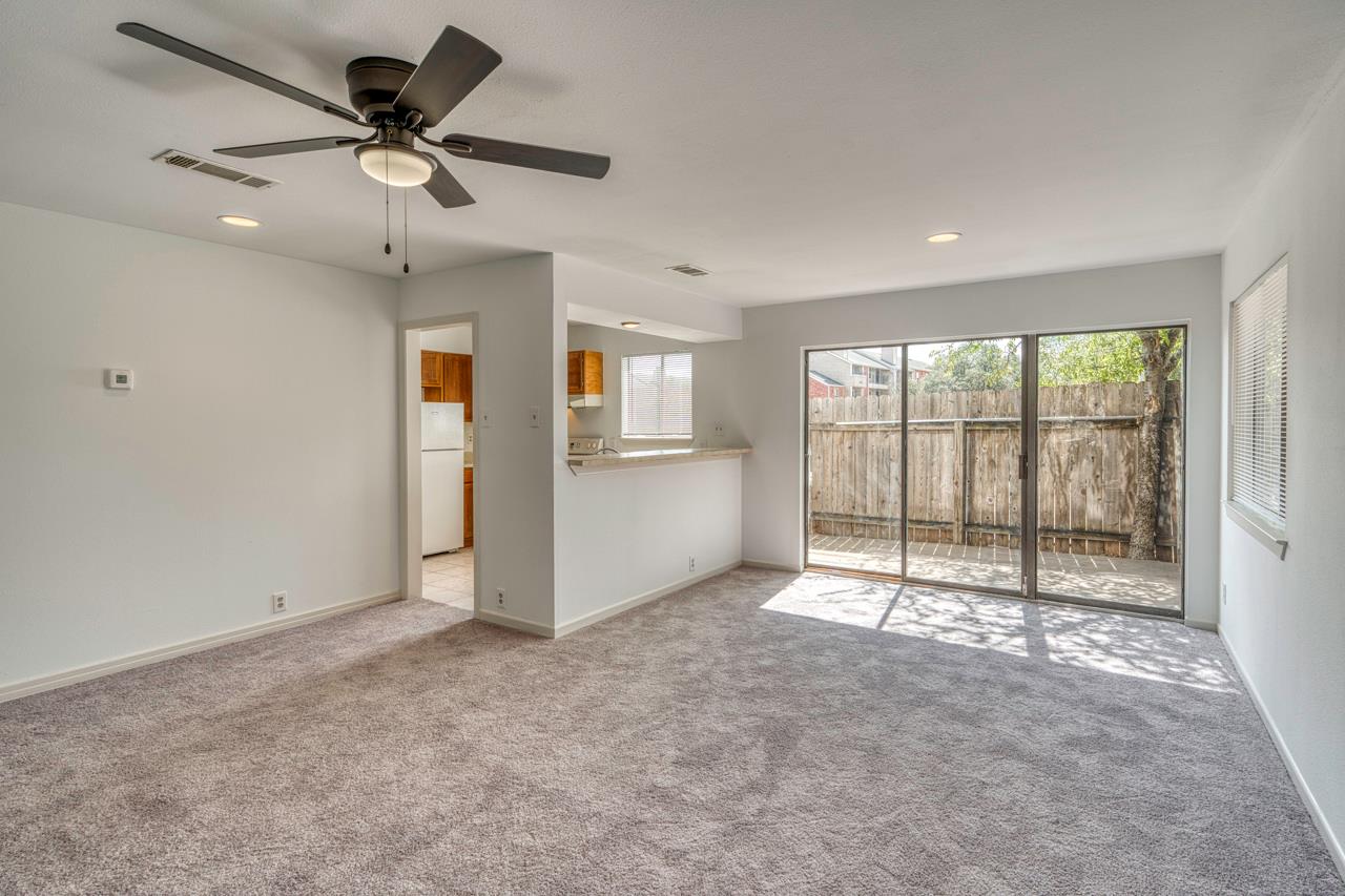 6810 Deatonhill Dr #110 Property Photo 6