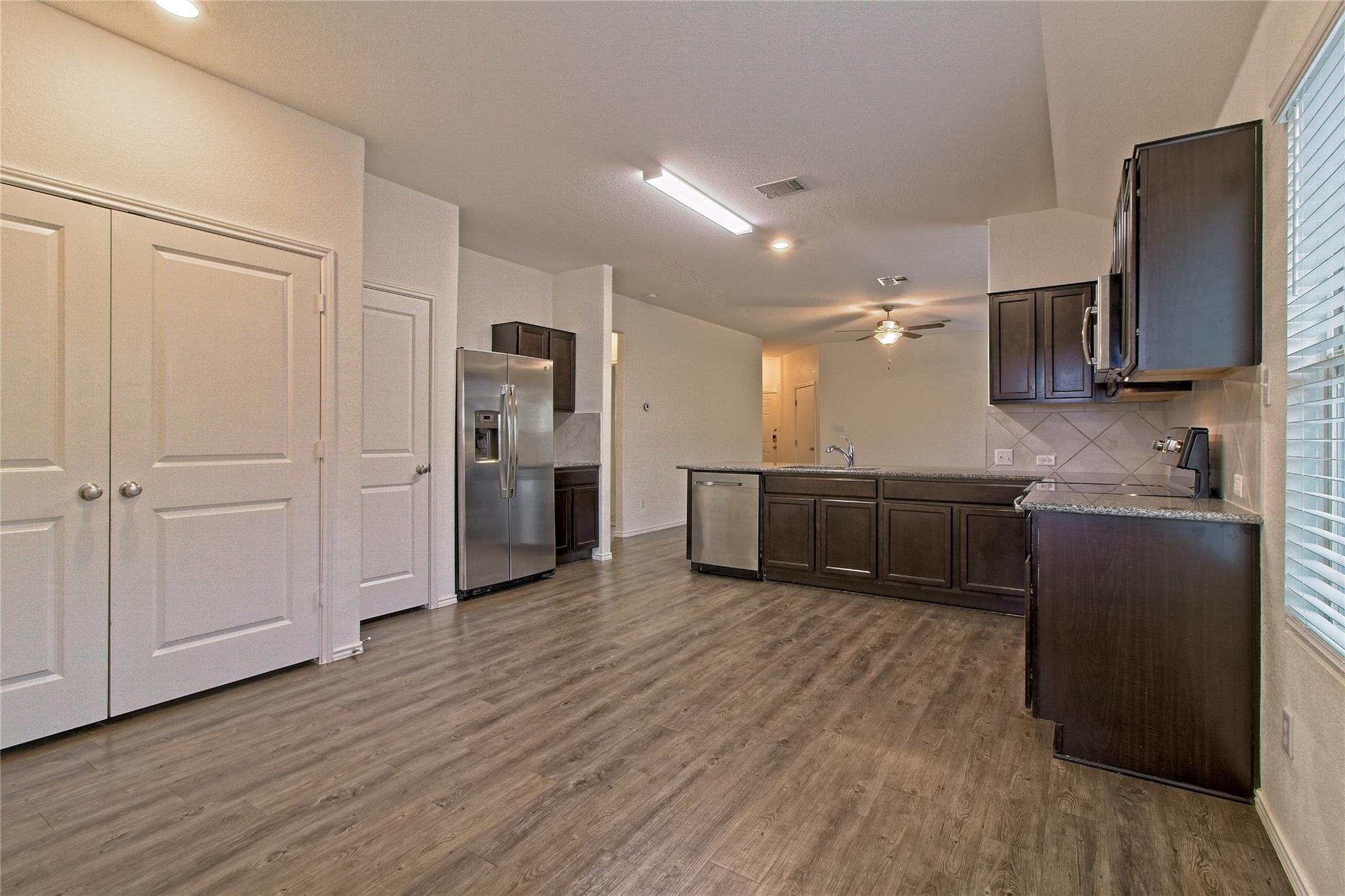 108 Circle Way Property Photo 16