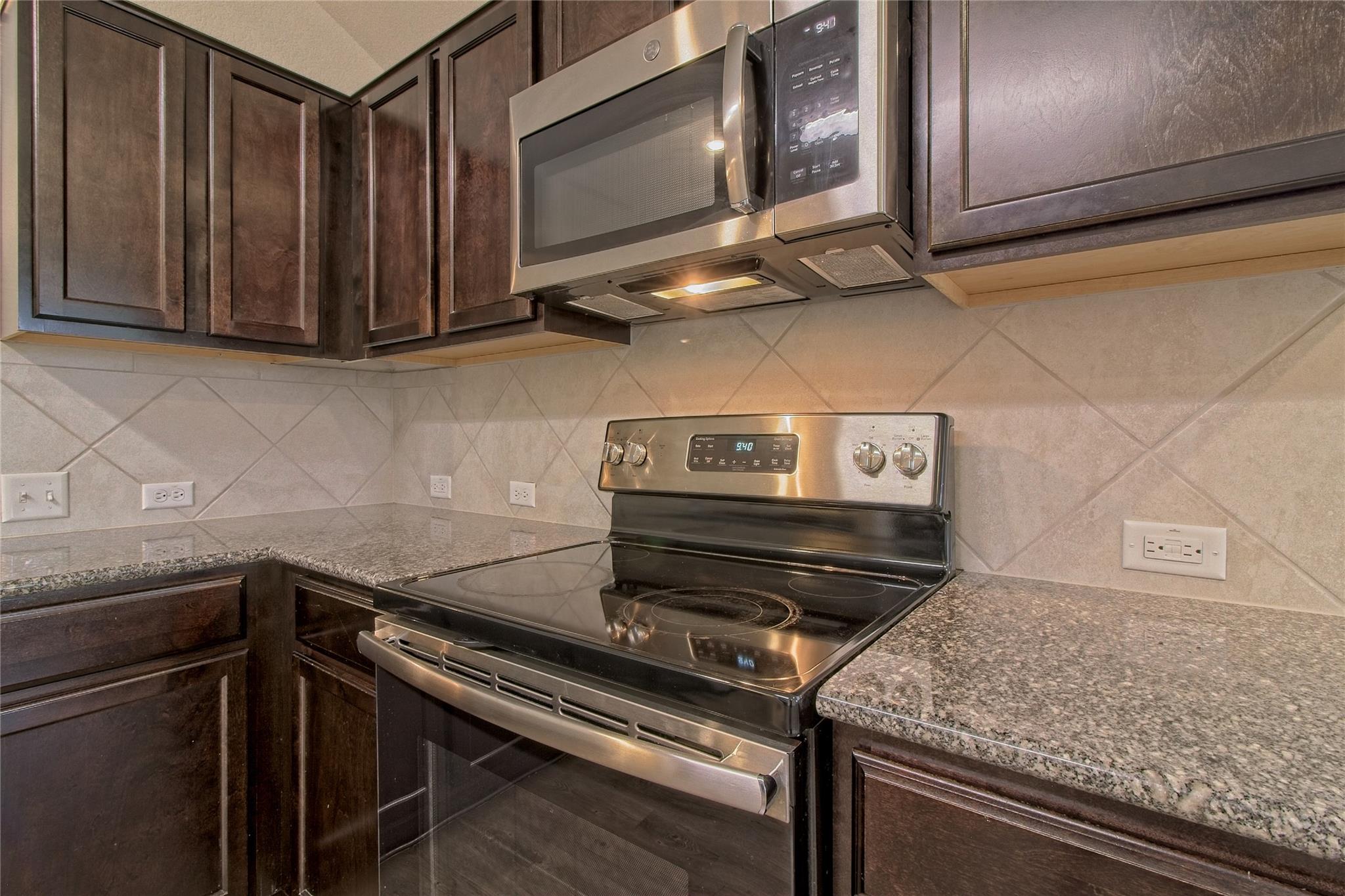108 Circle Way Property Photo 17