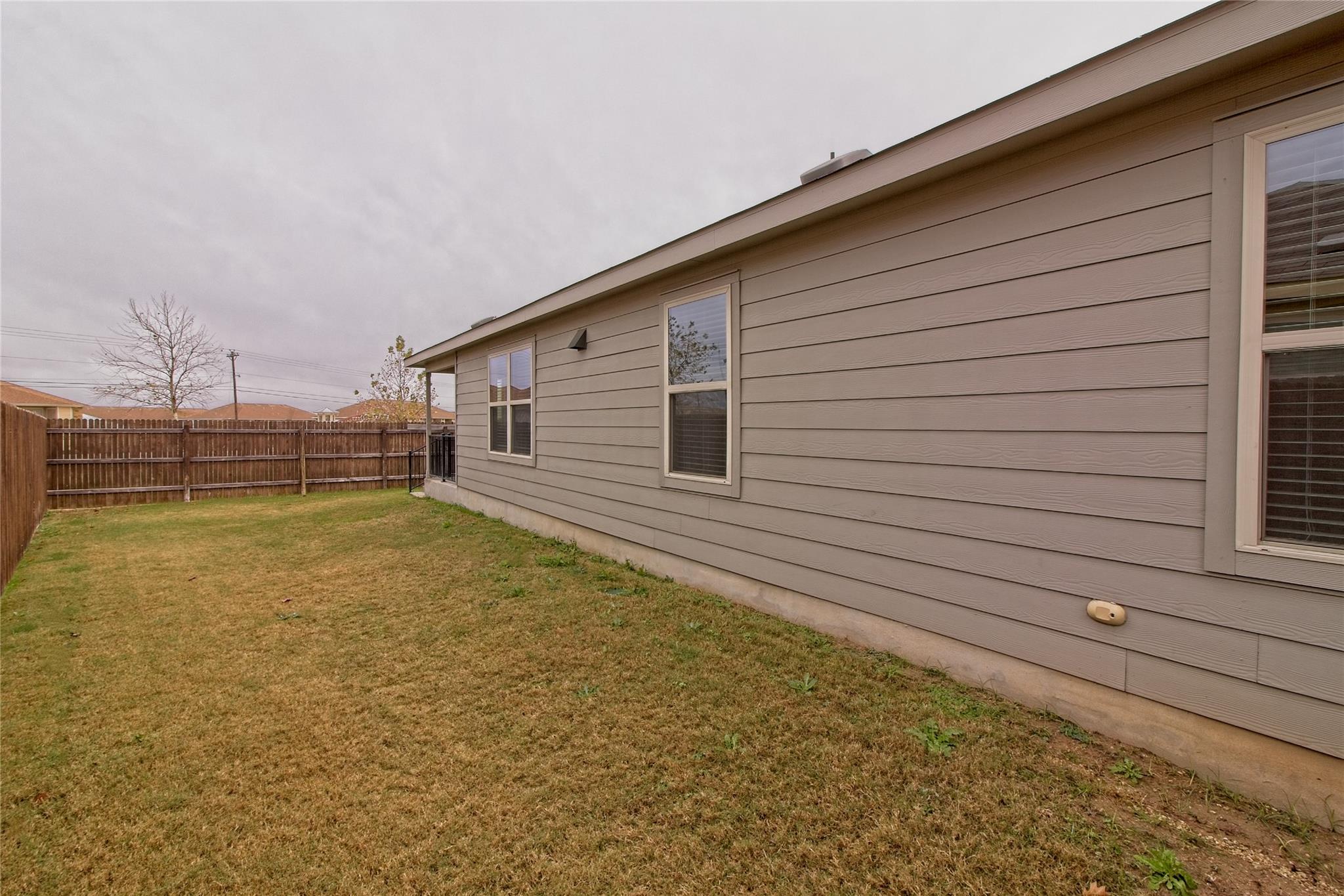 108 Circle Way Property Photo 27