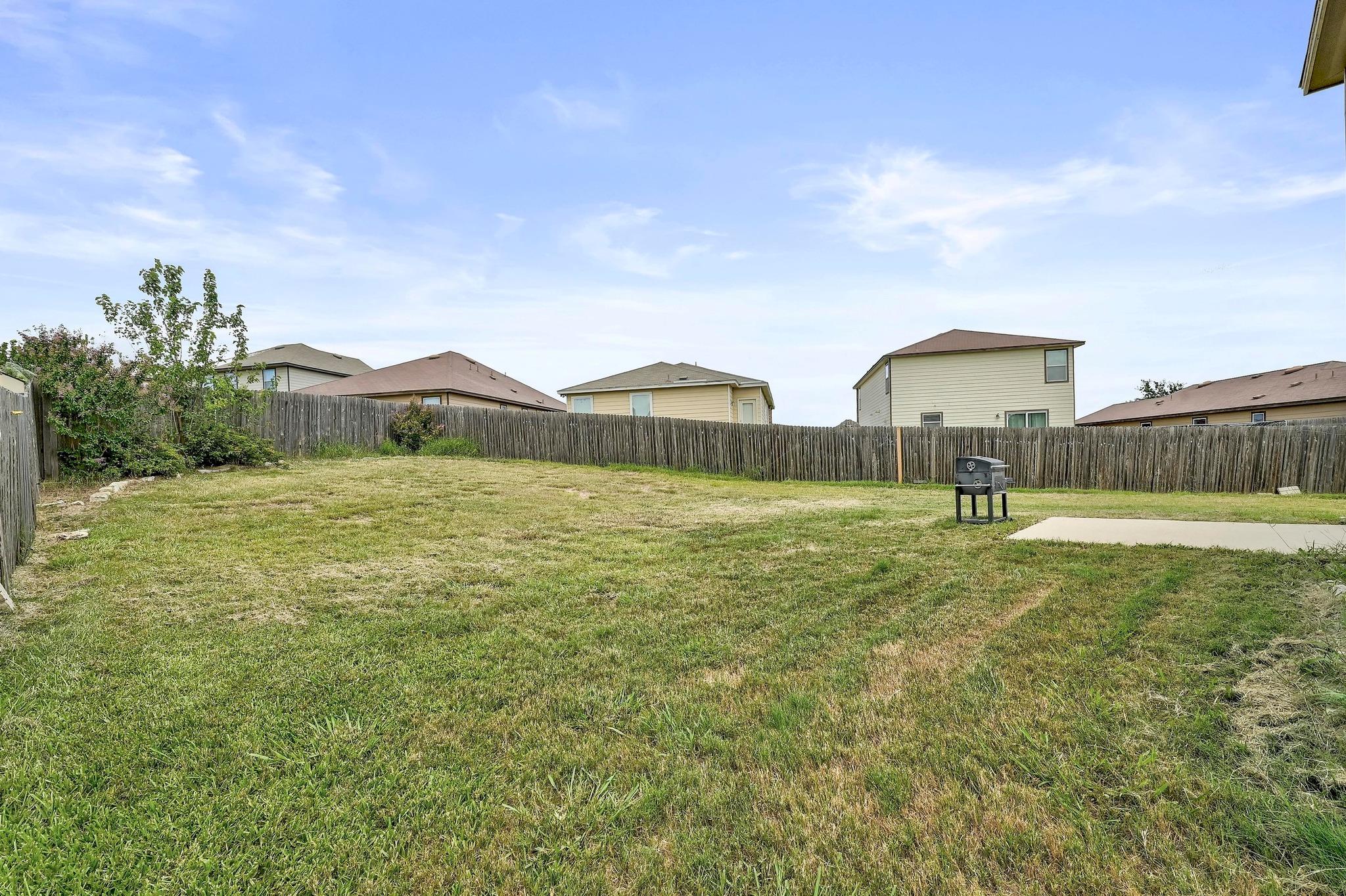 191 Cushman Dr Property Photo 24