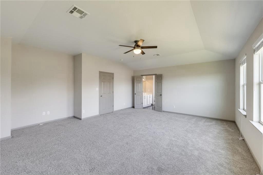 15113 Fernhill Dr Property Photo 14