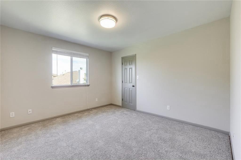 15113 Fernhill Dr Property Photo 19