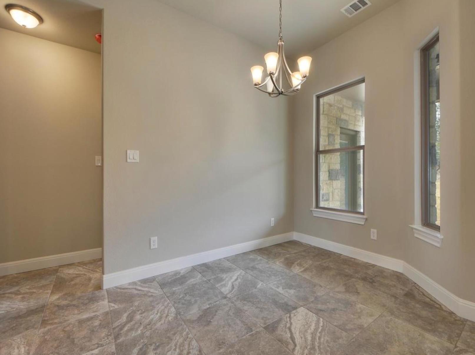 208 Venture Blvd S Property Photo 16