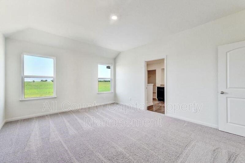 18640 Quiet Range Dr Property Photo 3