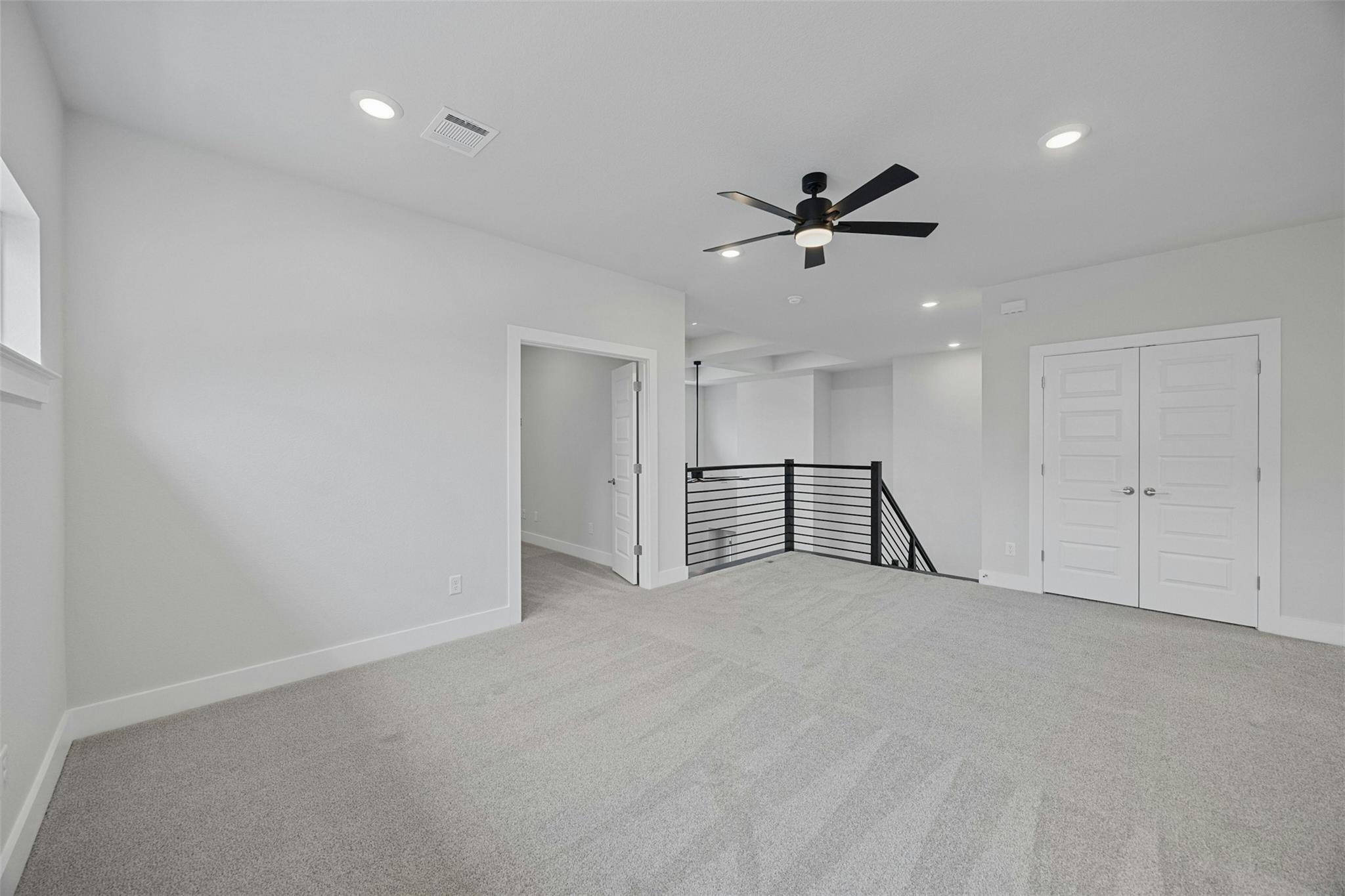 553 Bridge Water Loop Property Photo 24