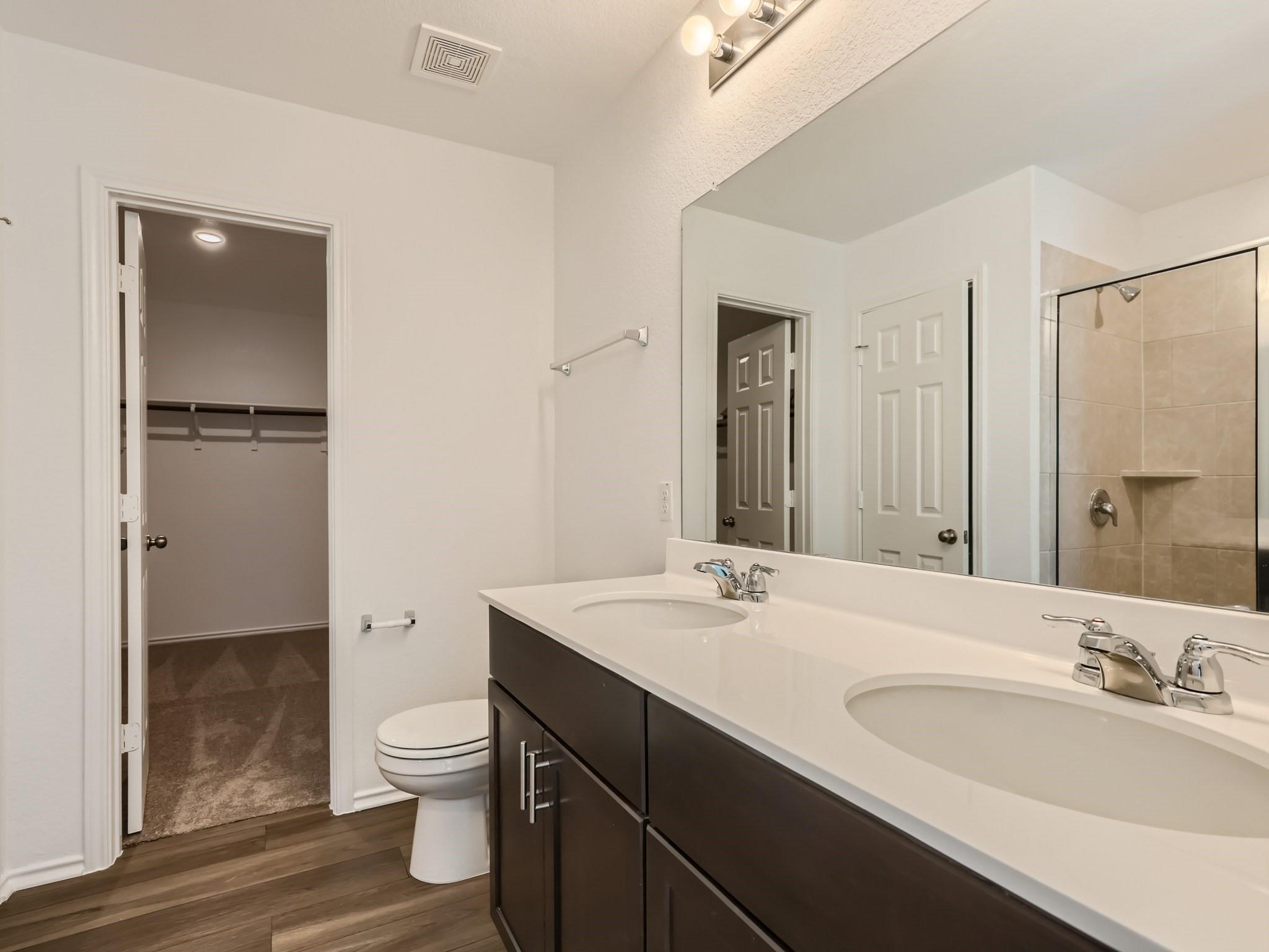 1608 Holly Lake Dr Property Photo 15