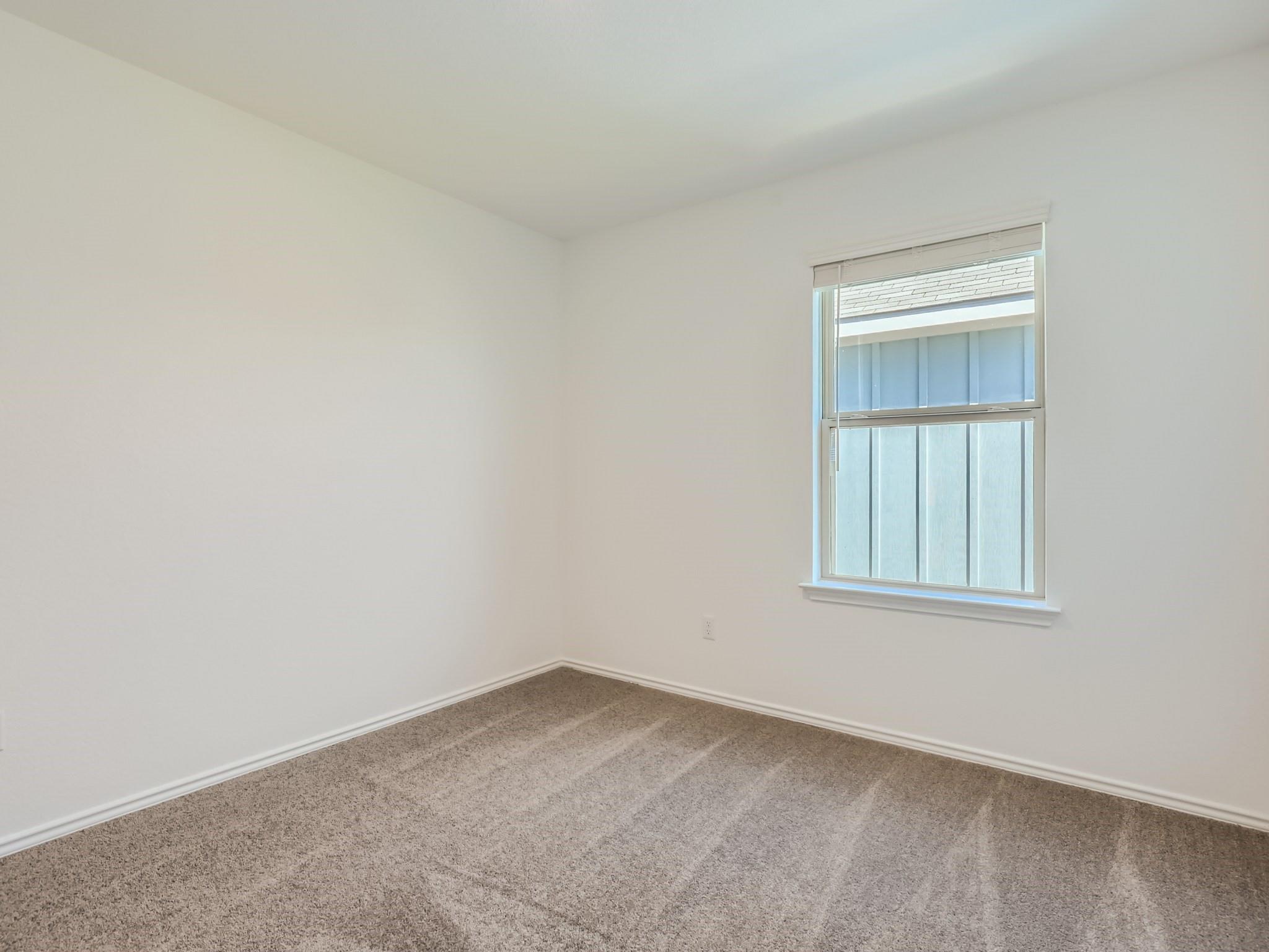 1608 Holly Lake Dr Property Photo 20
