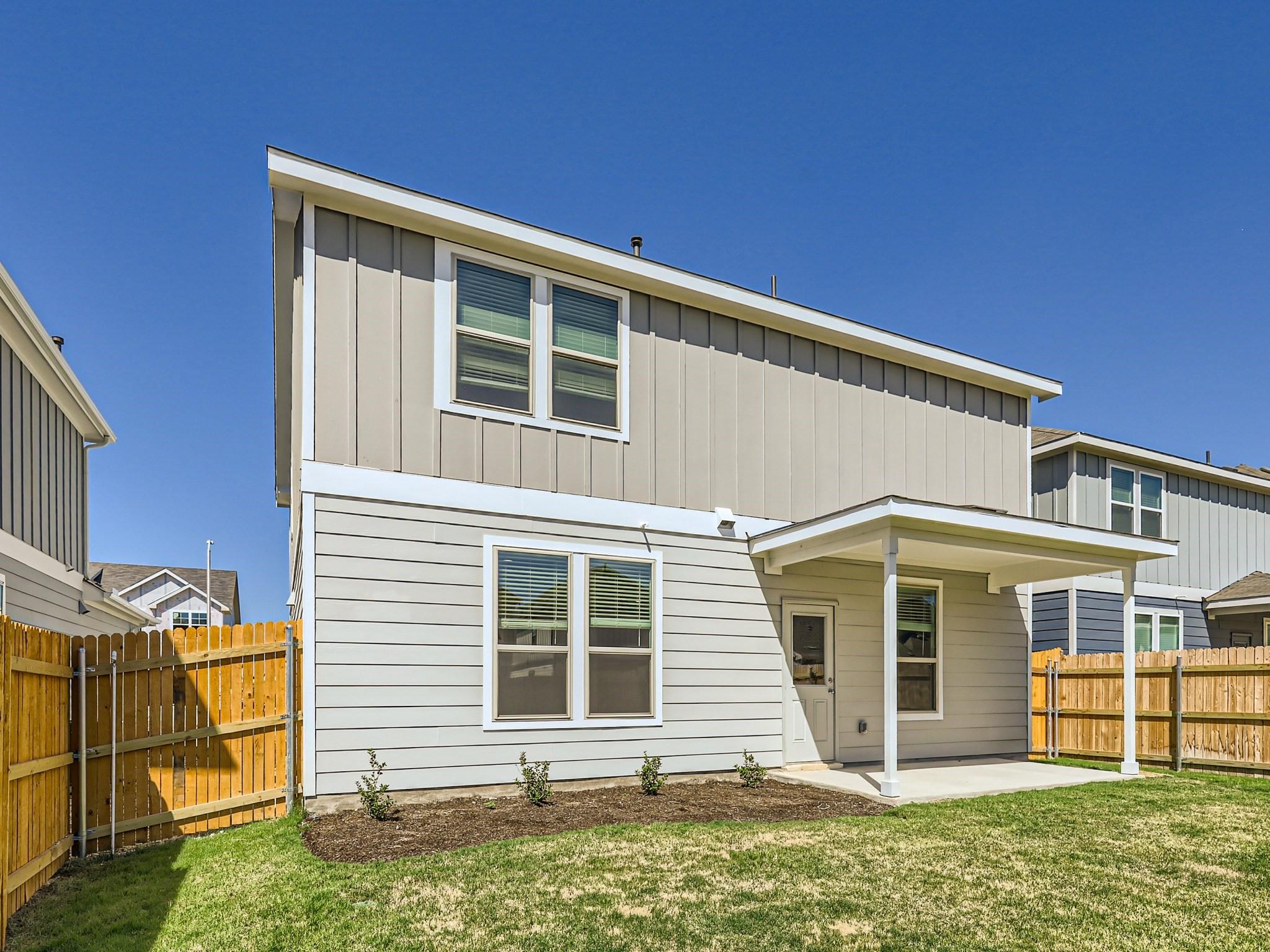 1608 Holly Lake Dr Property Photo 28