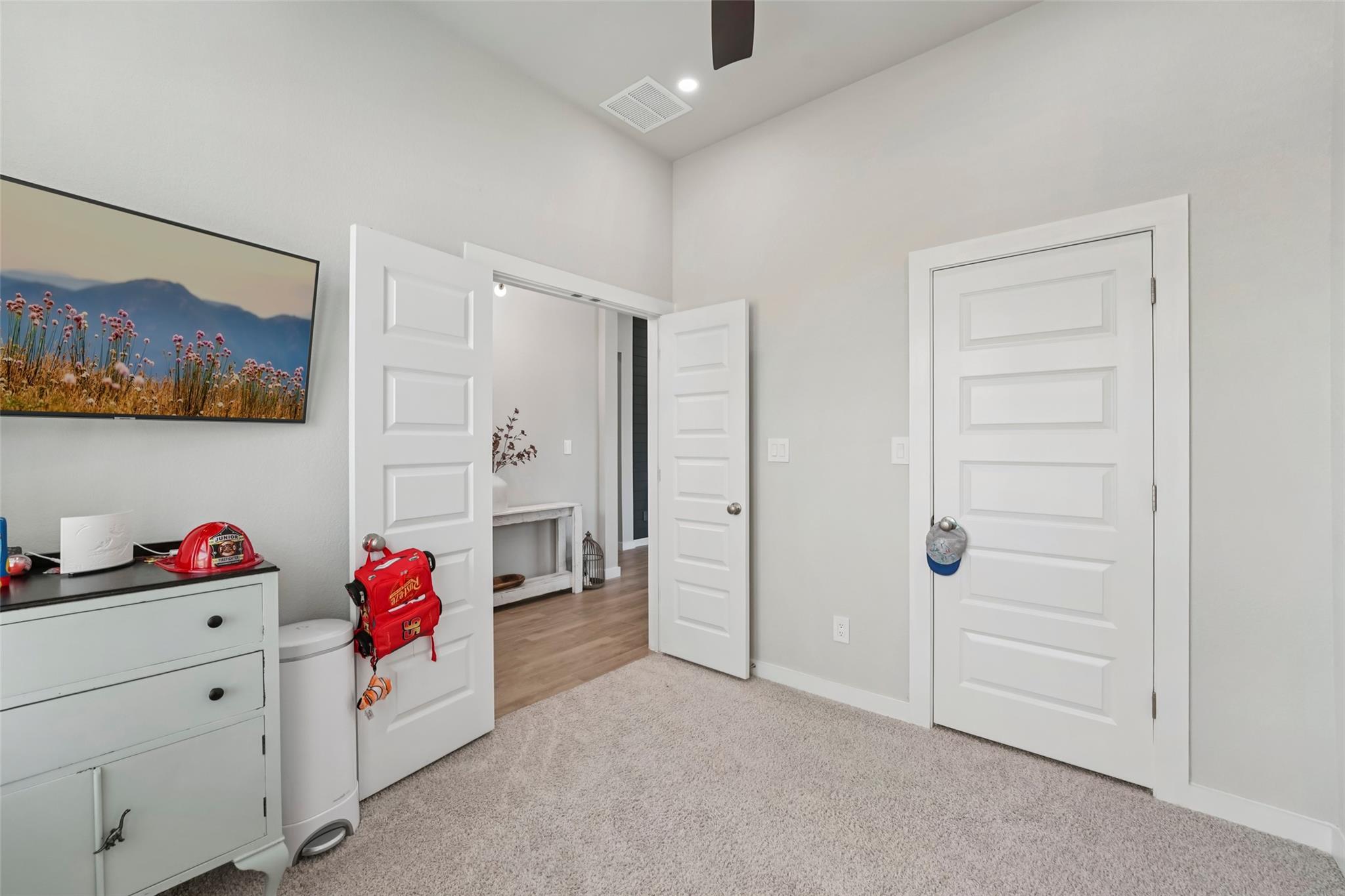 1108 Sweetspire St Property Photo 21