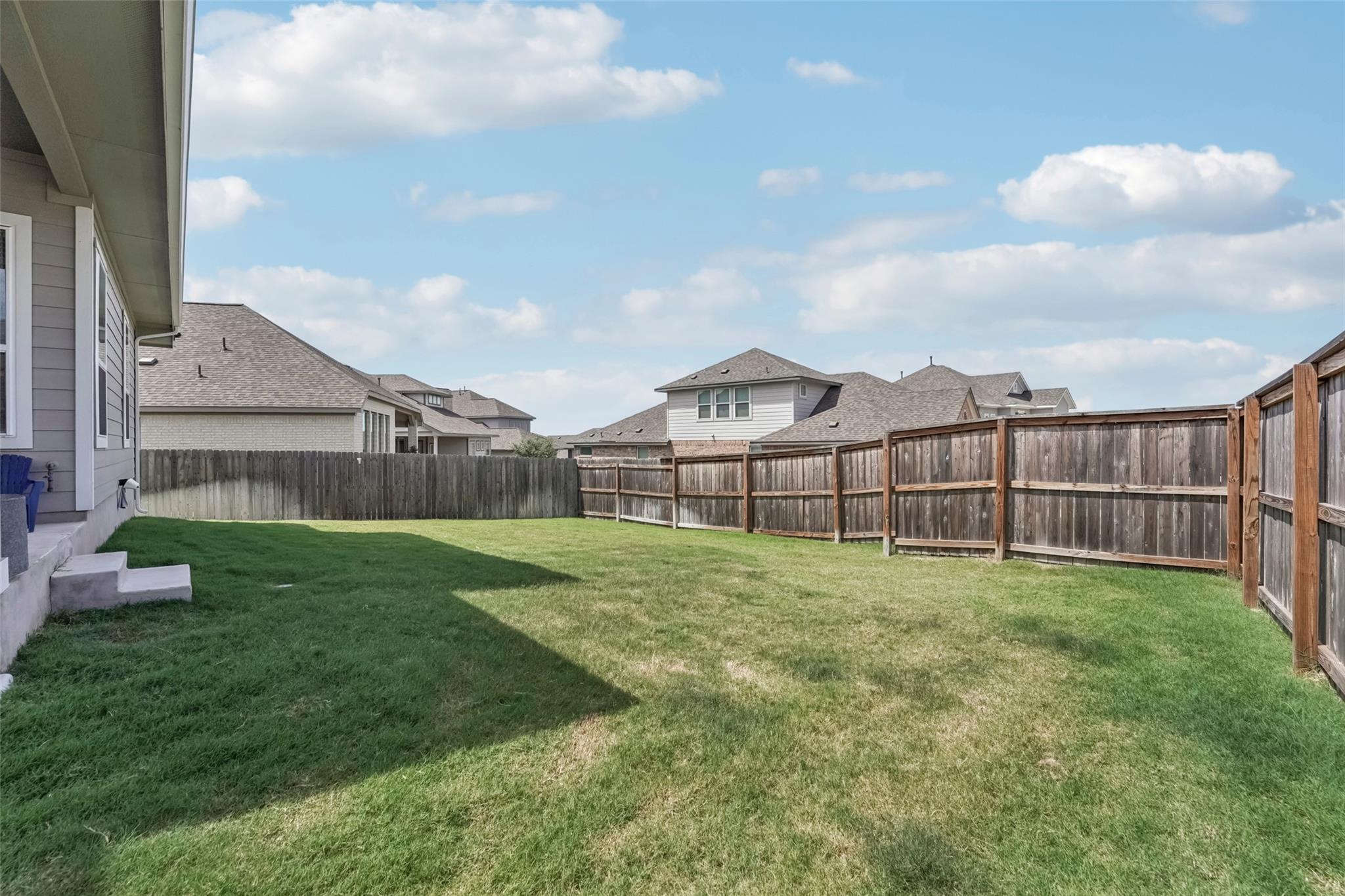 1108 Sweetspire St Property Photo 36