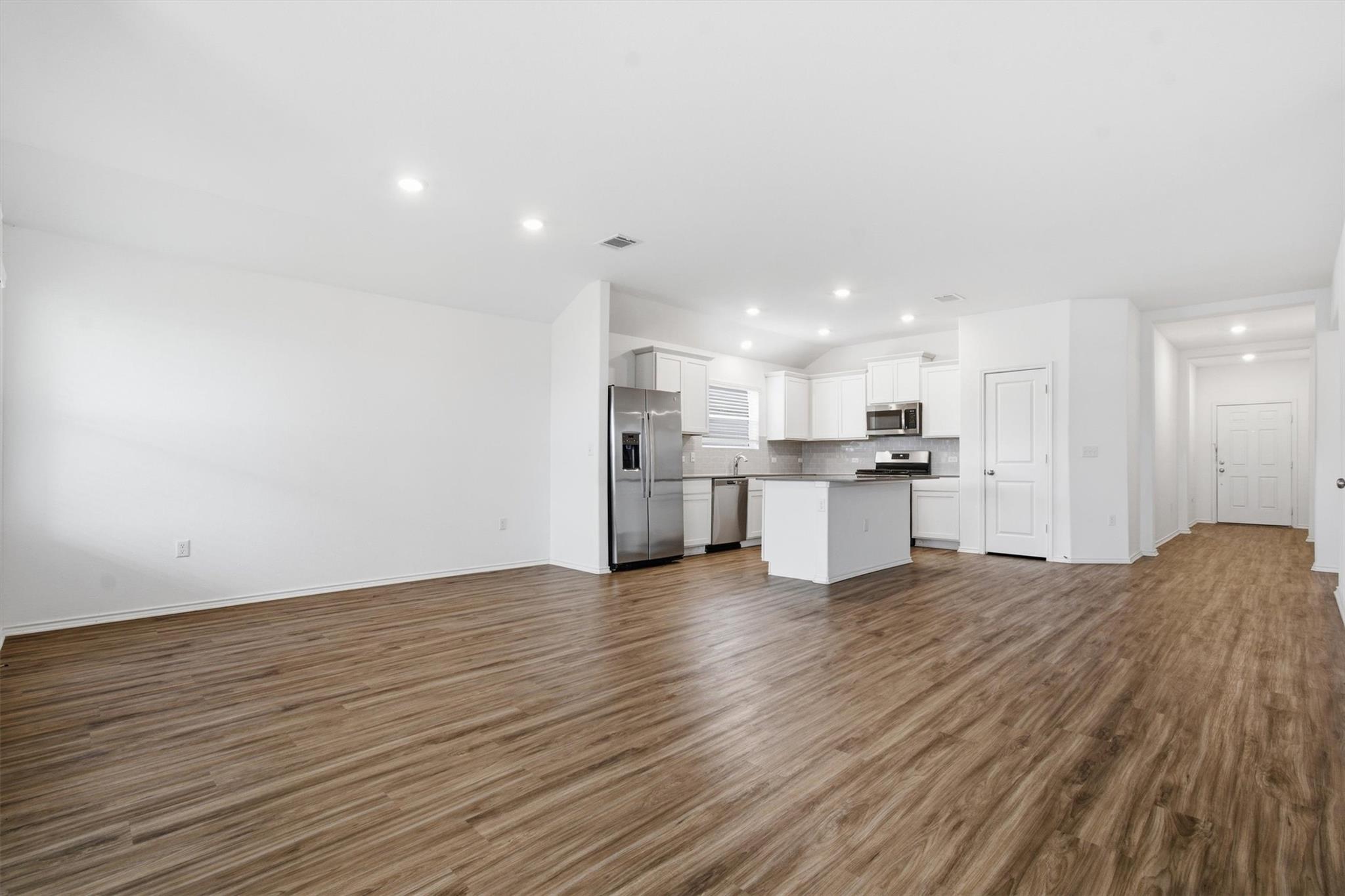 10508 Steinbeck Dr Property Photo 6