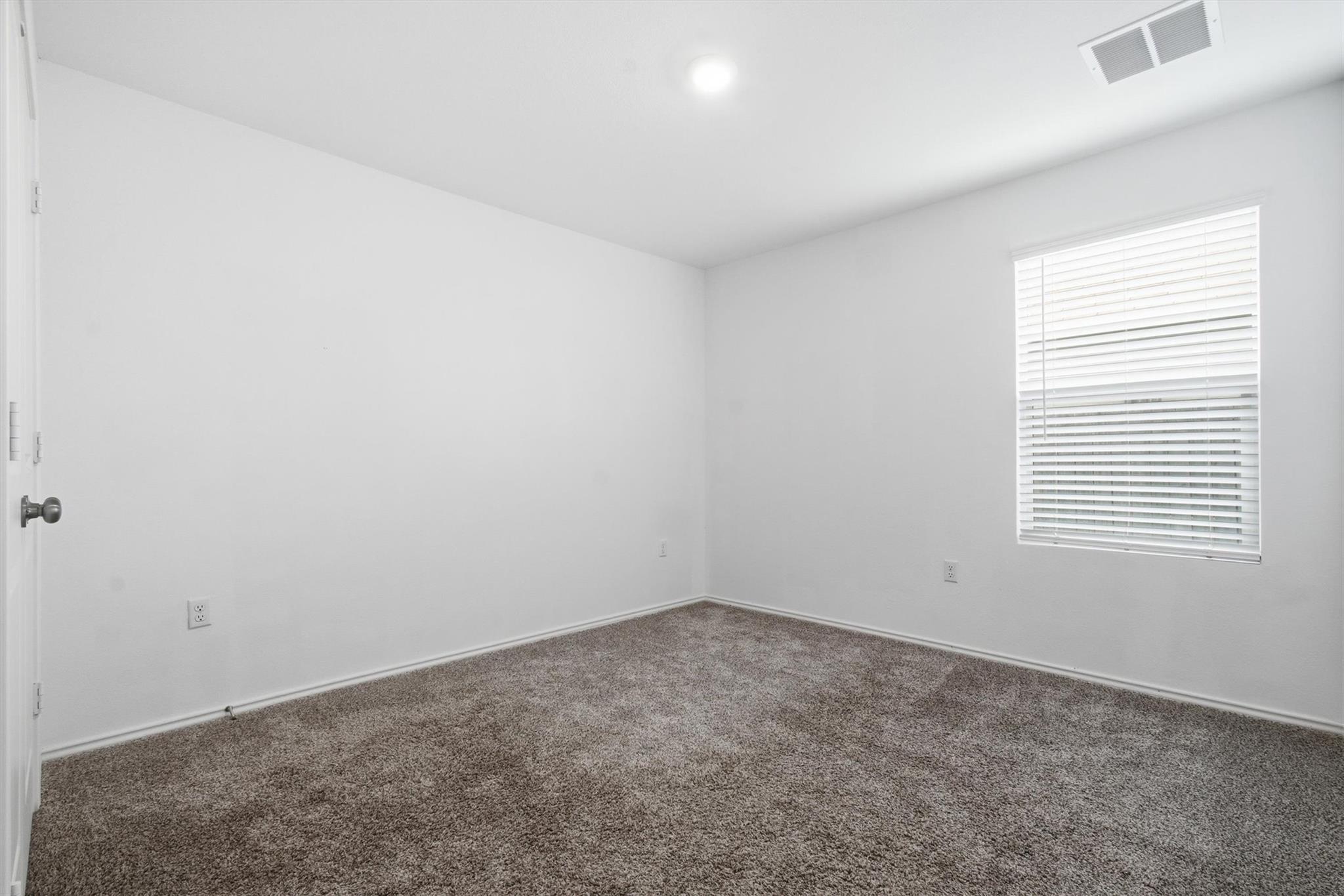 10508 Steinbeck Dr Property Photo 8