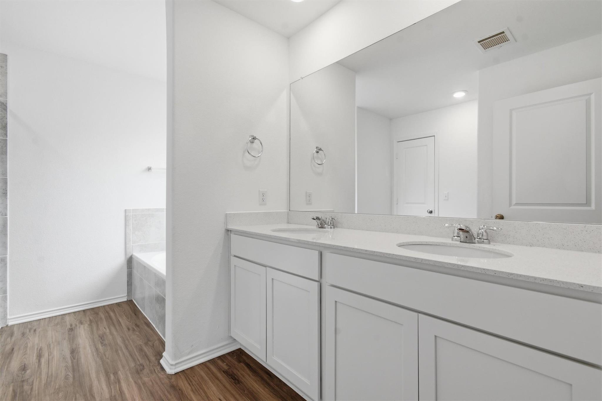 10508 Steinbeck Dr Property Photo 17