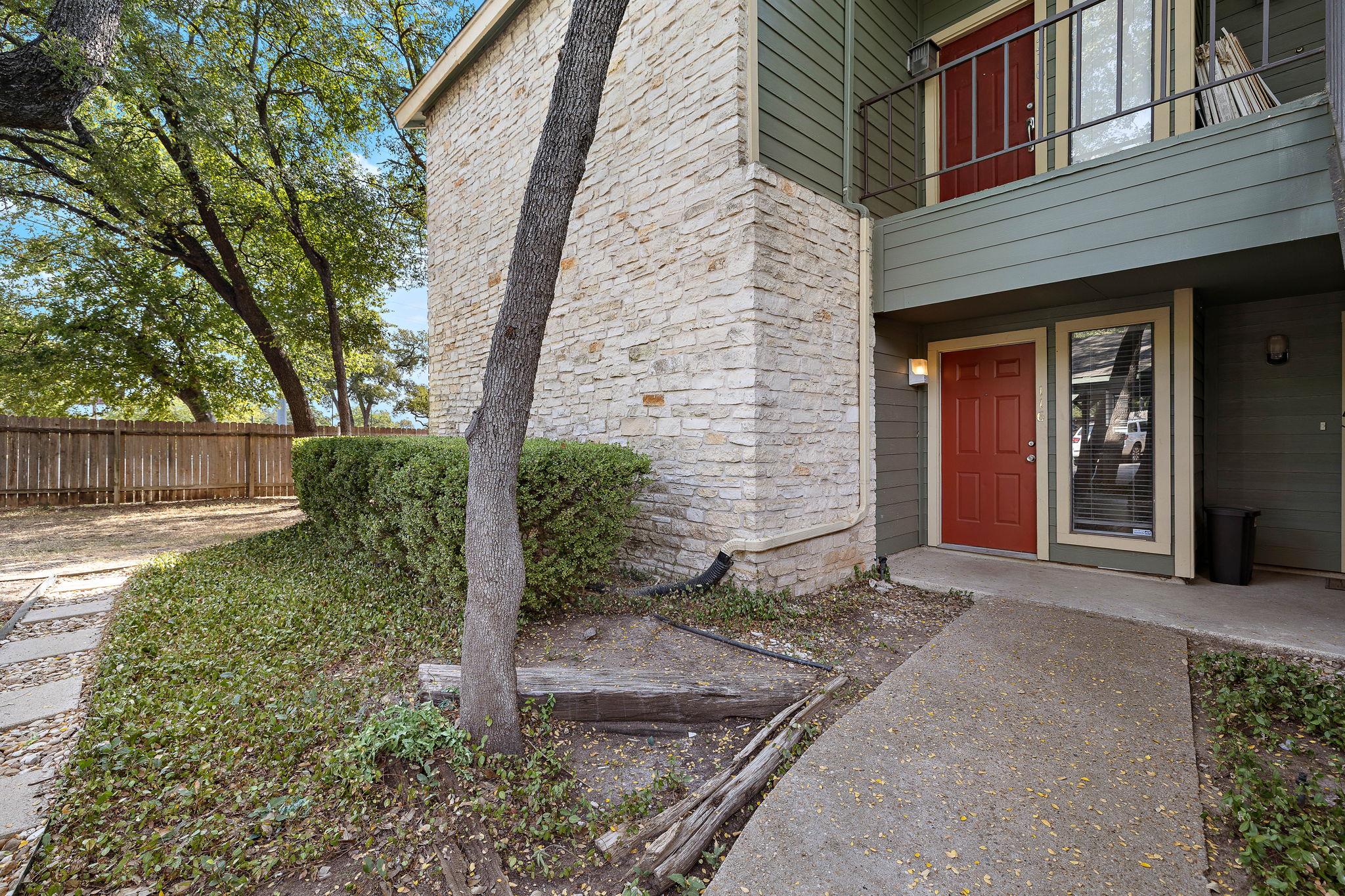 11970 Jollyville Rd #116 Property Photo 2