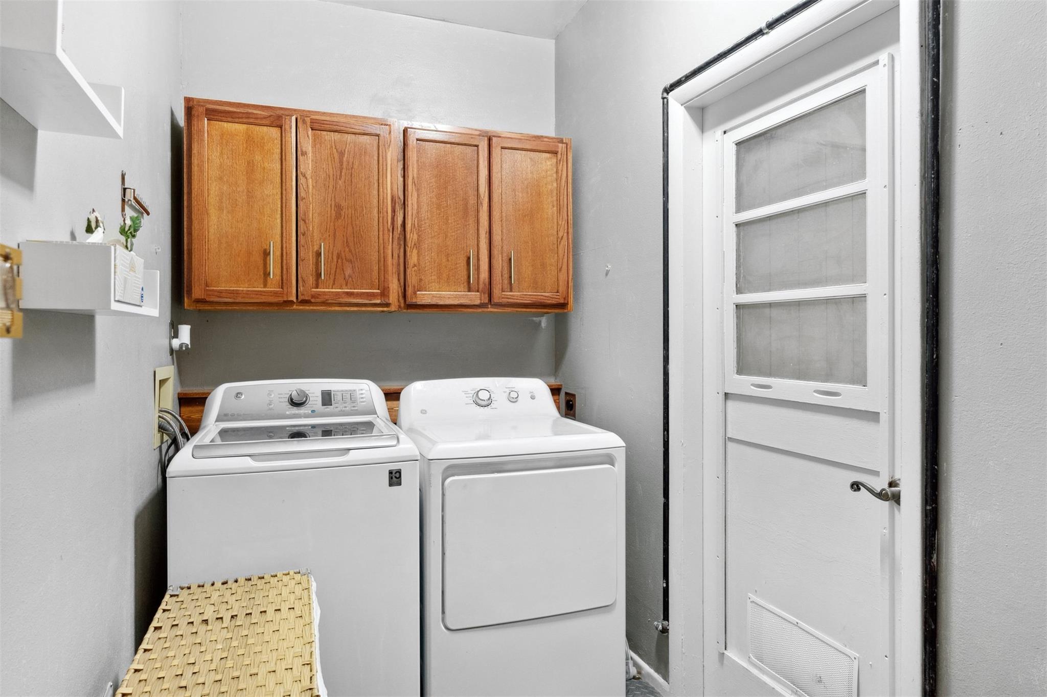 1603 Glencrest Dr Property Photo 29