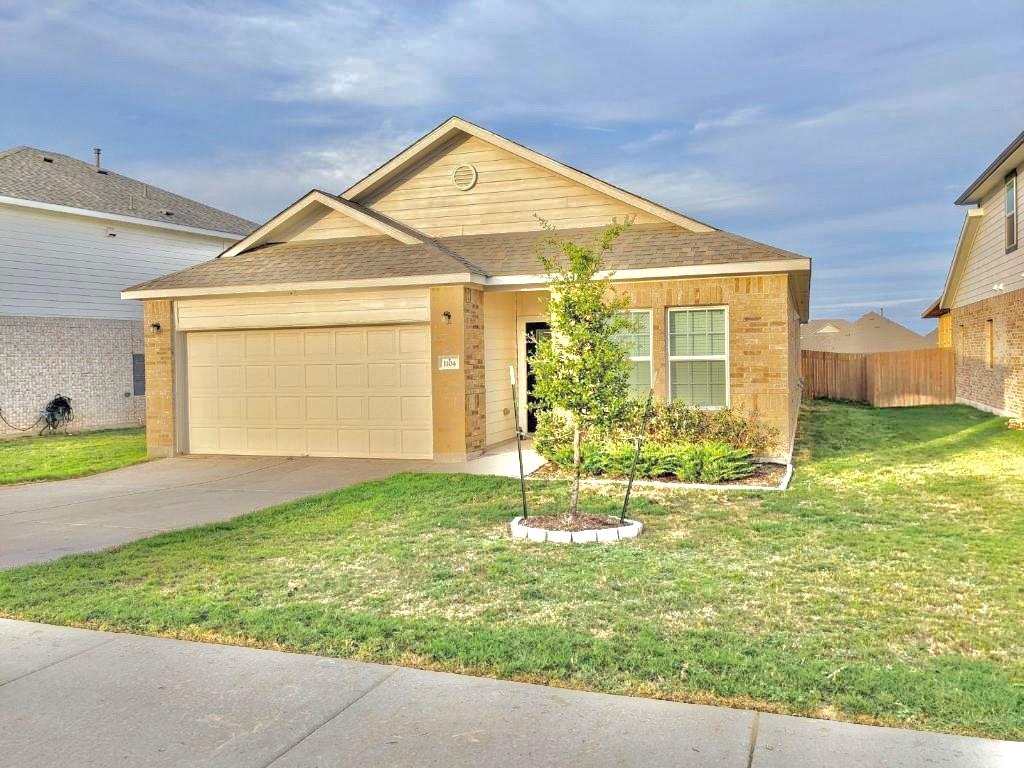 1104 Whipple Tree Trl Property Photo 2