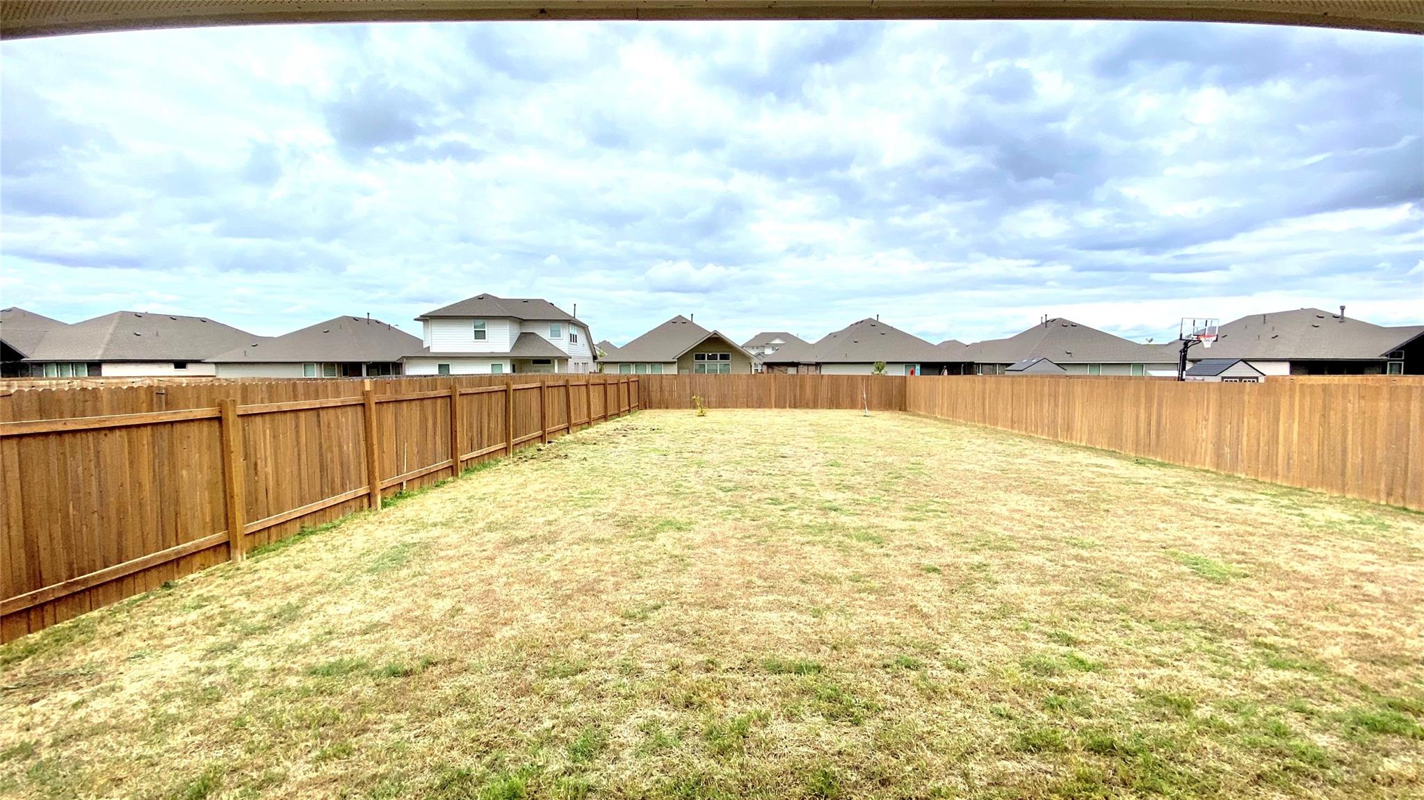 1104 Whipple Tree Trl Property Photo 38