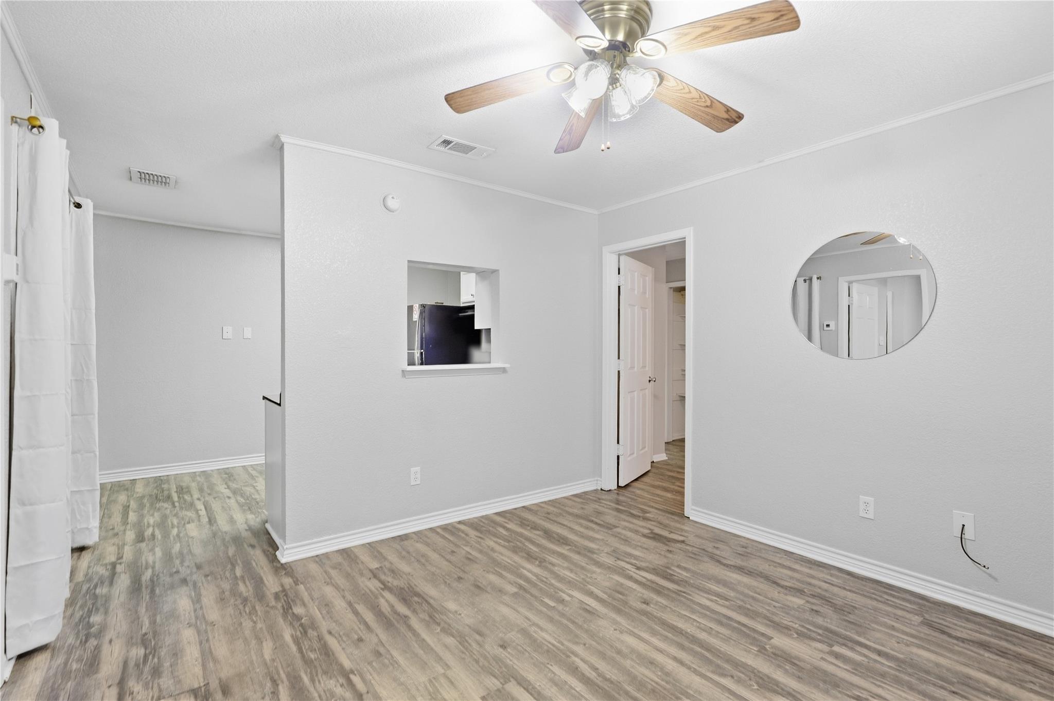 1624 Aquarena Springs Dr #b114 Property Photo 3