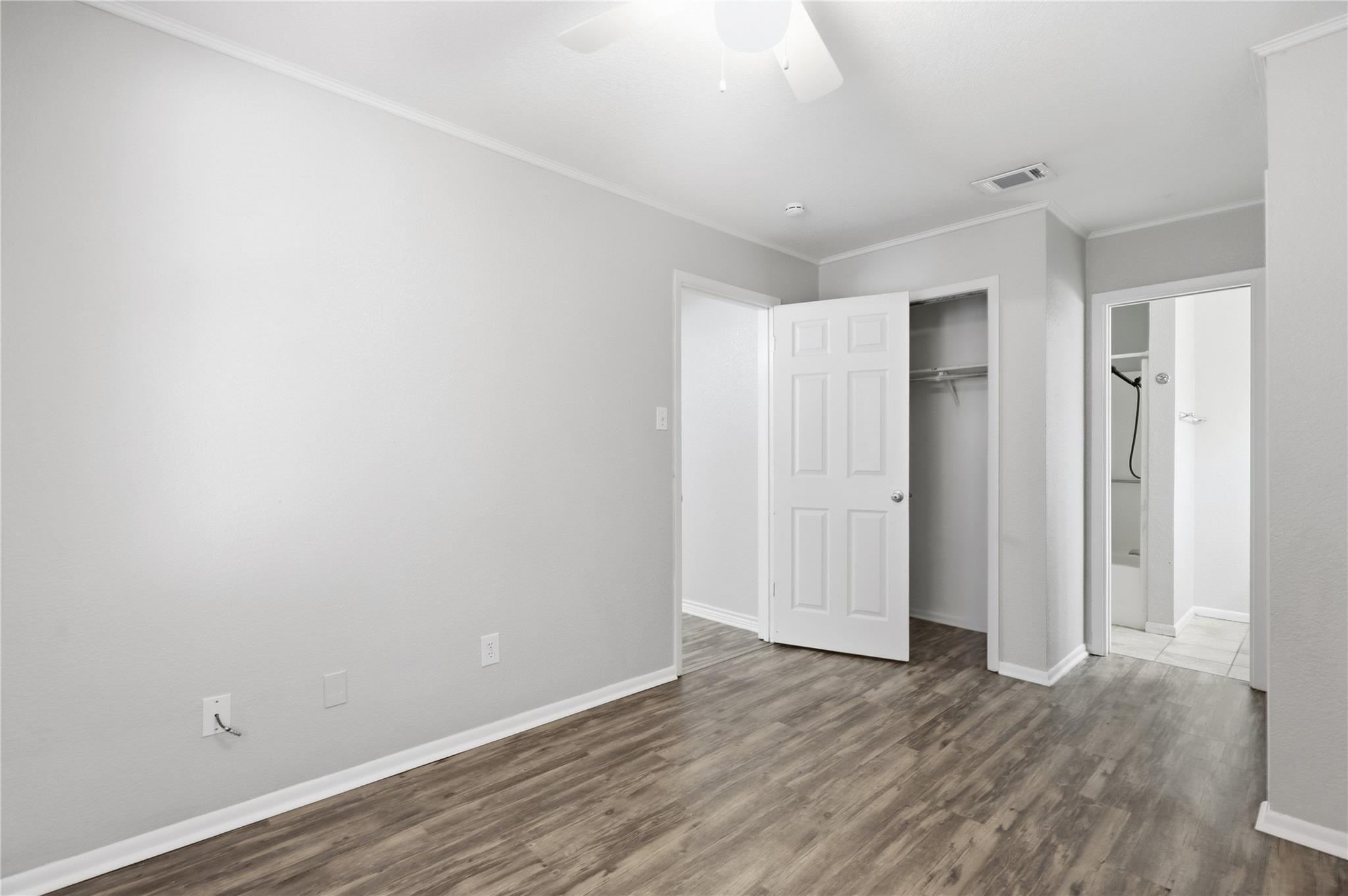1624 Aquarena Springs Dr #b114 Property Photo 10