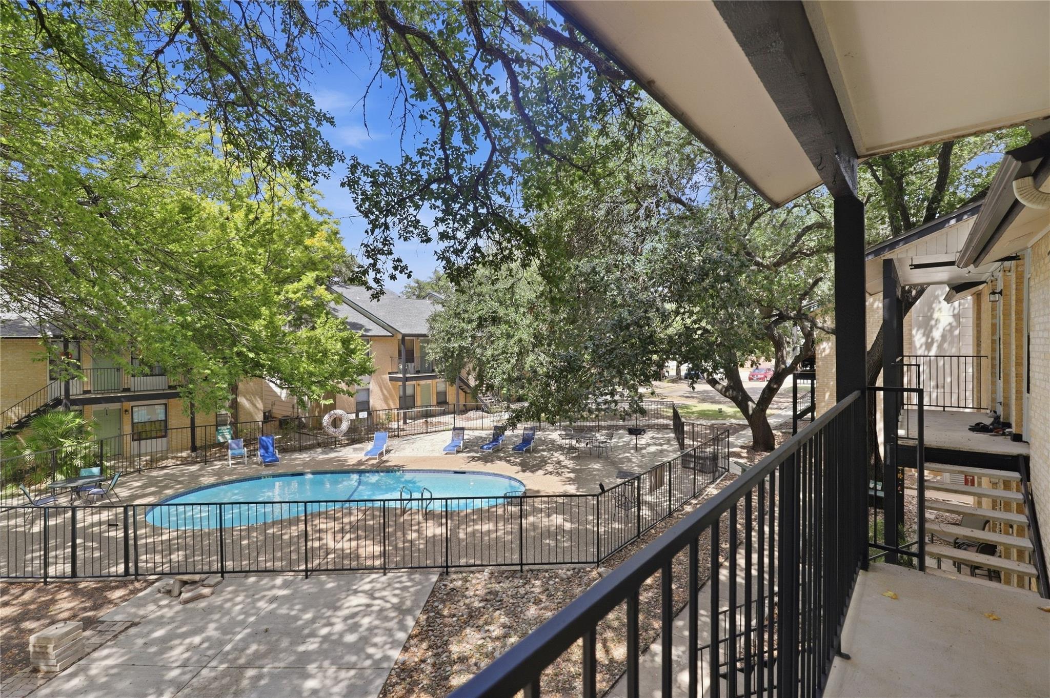 1624 Aquarena Springs Dr #b114 Property Photo 20