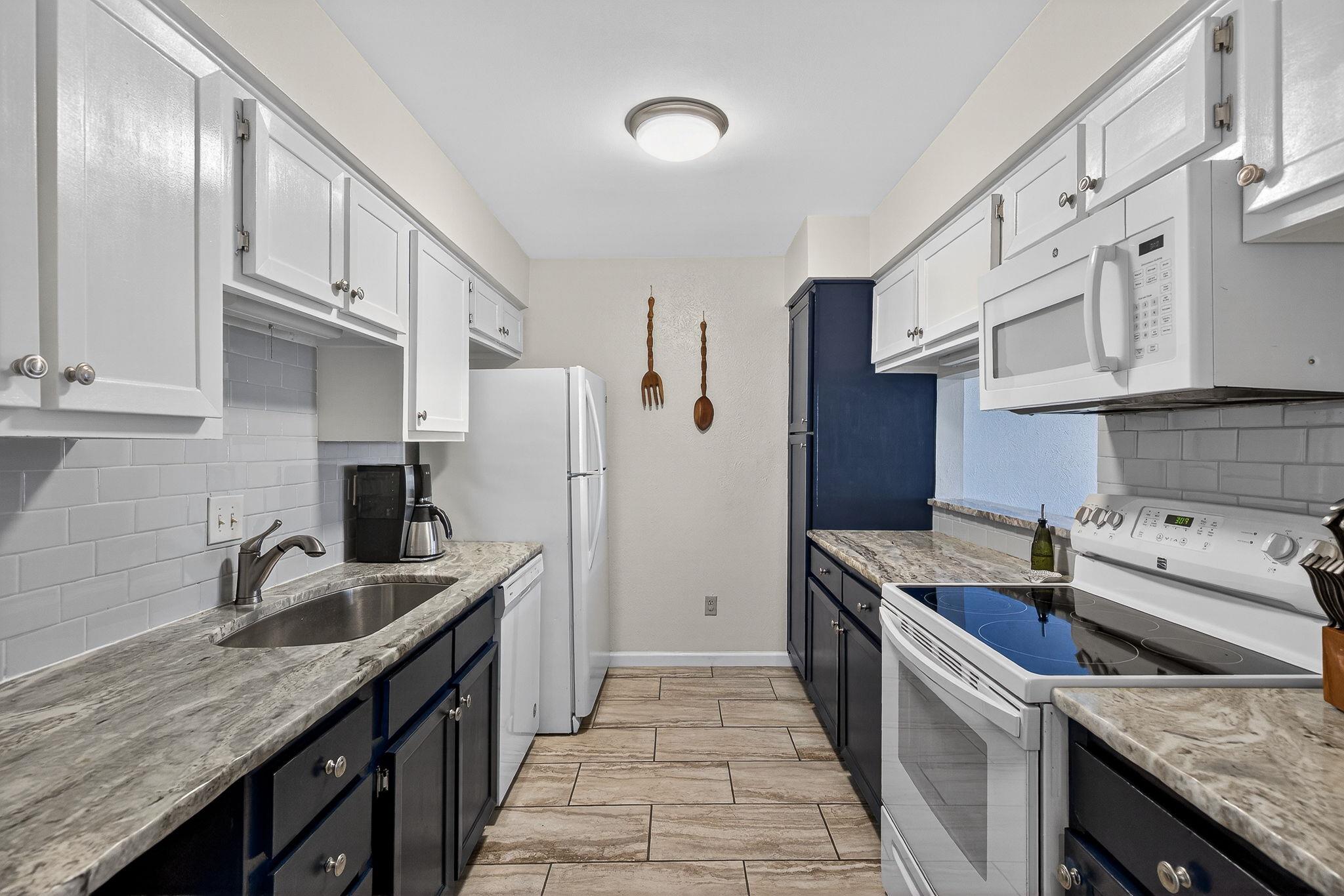 400 Hi There None #104 Property Photo 8