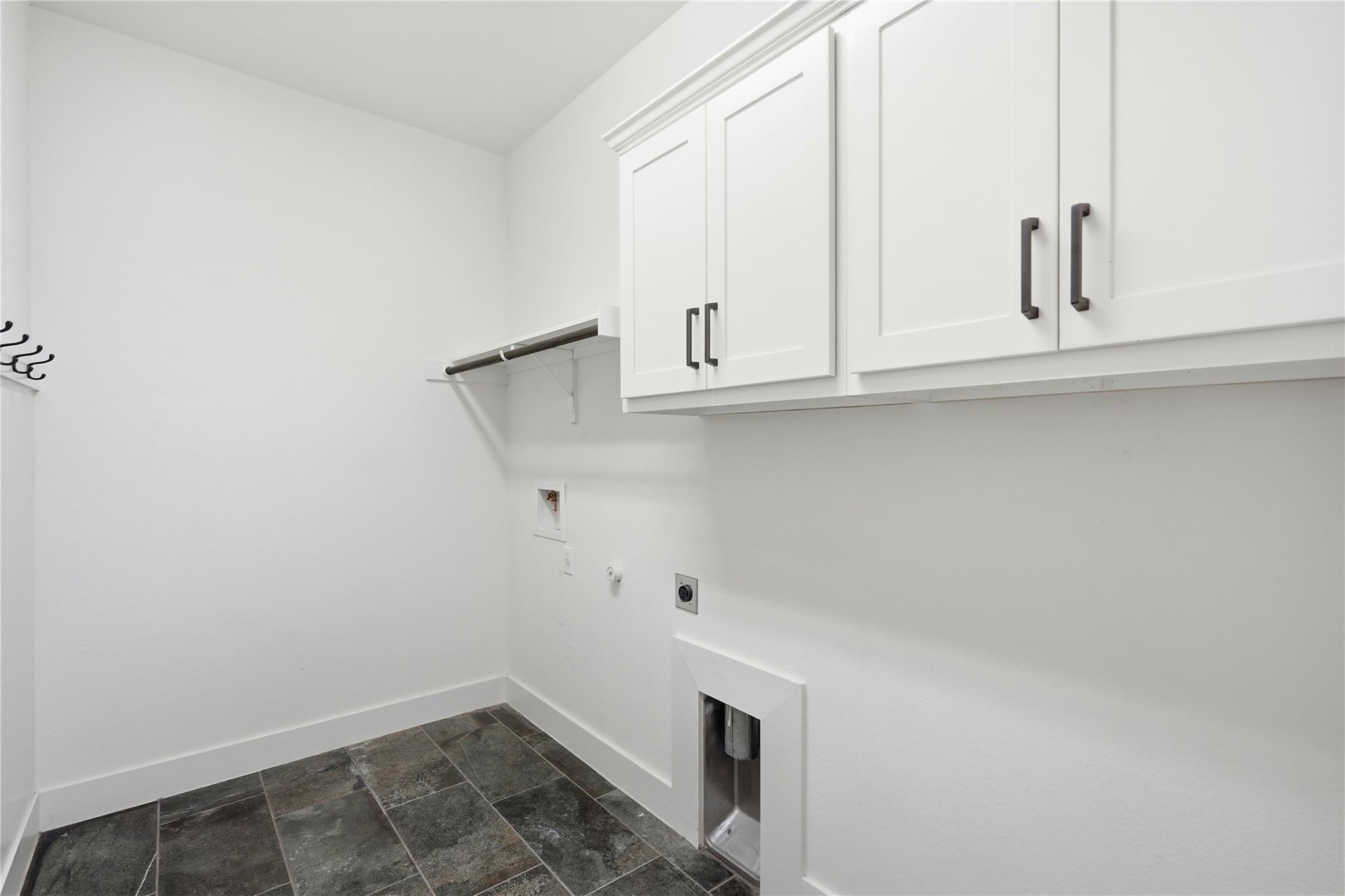 70 Santa Maria St Property Photo 36